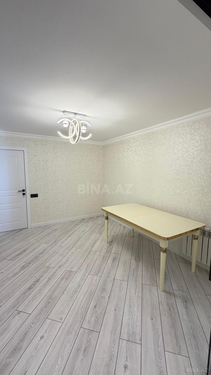 3 otaqlı Köhnə tikili, Gənclik m., Bakı