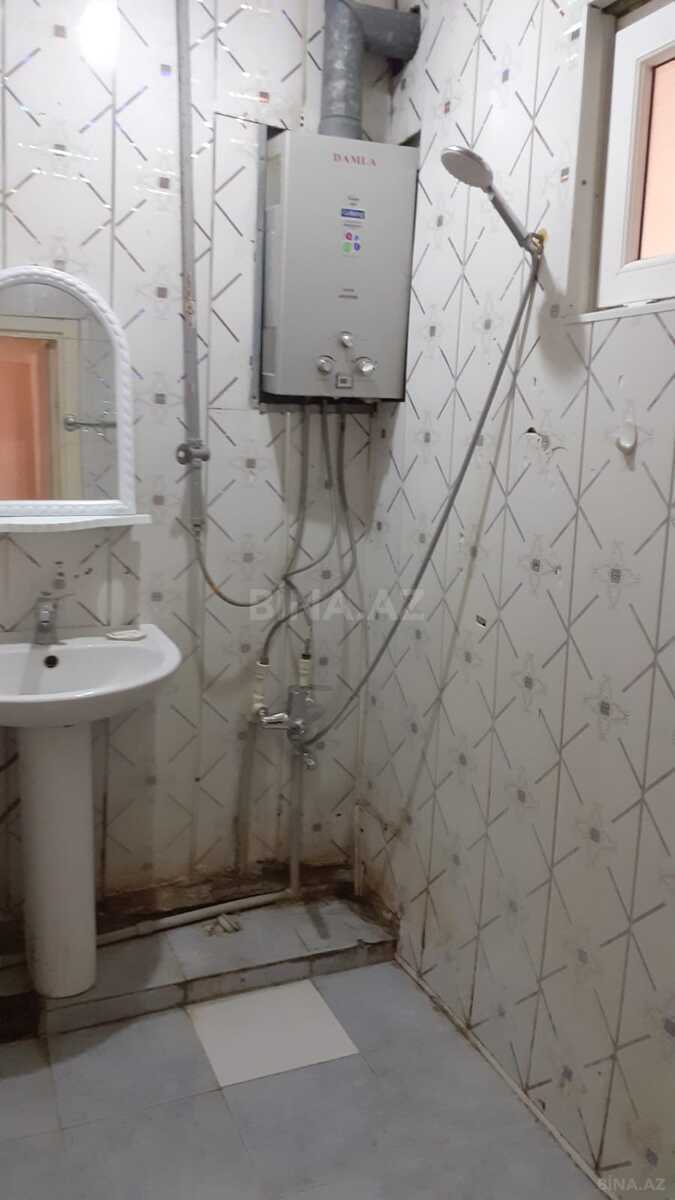 2 otaqlı Köhnə tikili, 8-ci mikrorayon q., Bakı