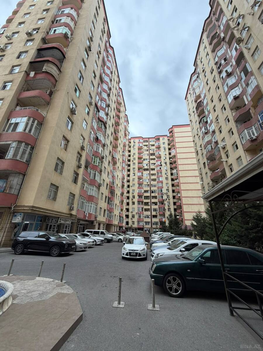3 otaqlı Yeni tikili, İnşaatçılar m., Bakı