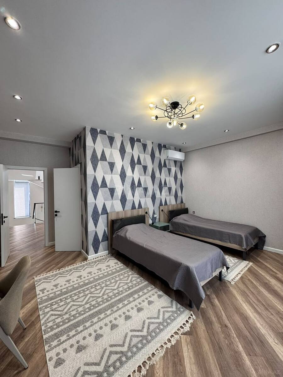7 otaqlı Həyət evi/Bağ evi, Novxanı q., Bakı