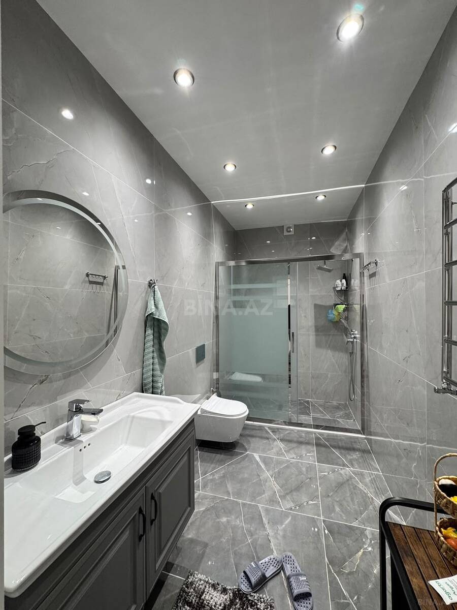 7 otaqlı Həyət evi/Bağ evi, Novxanı q., Bakı