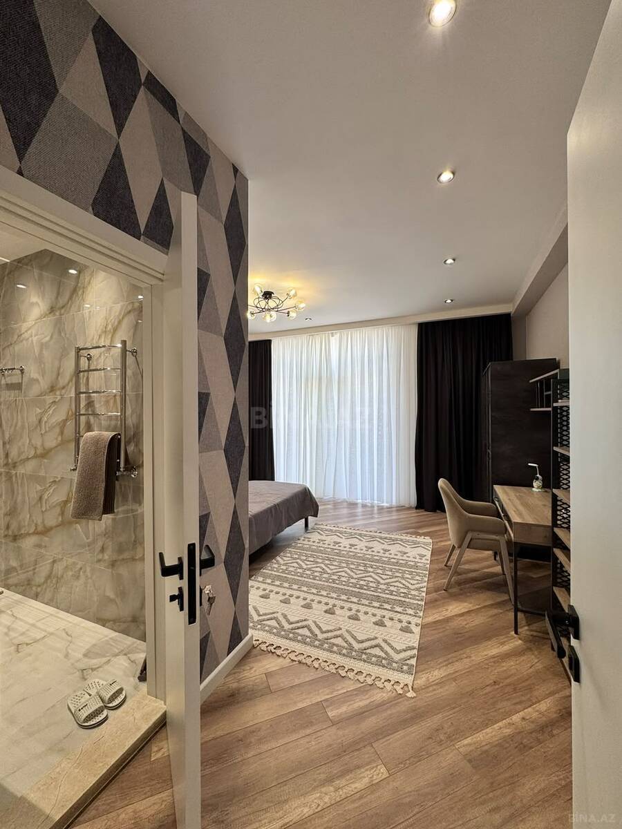 7 otaqlı Həyət evi/Bağ evi, Novxanı q., Bakı