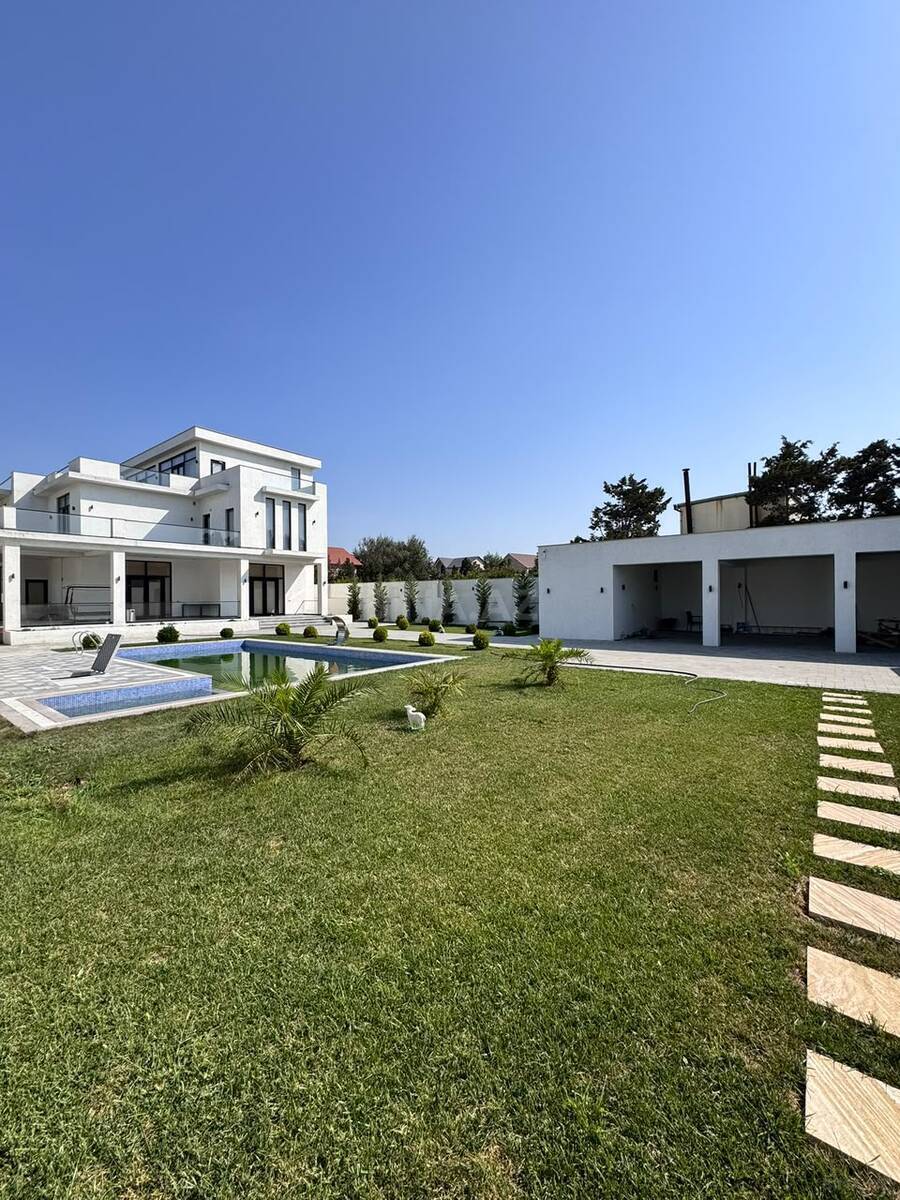 7 otaqlı Həyət evi/Bağ evi, Novxanı q., Bakı
