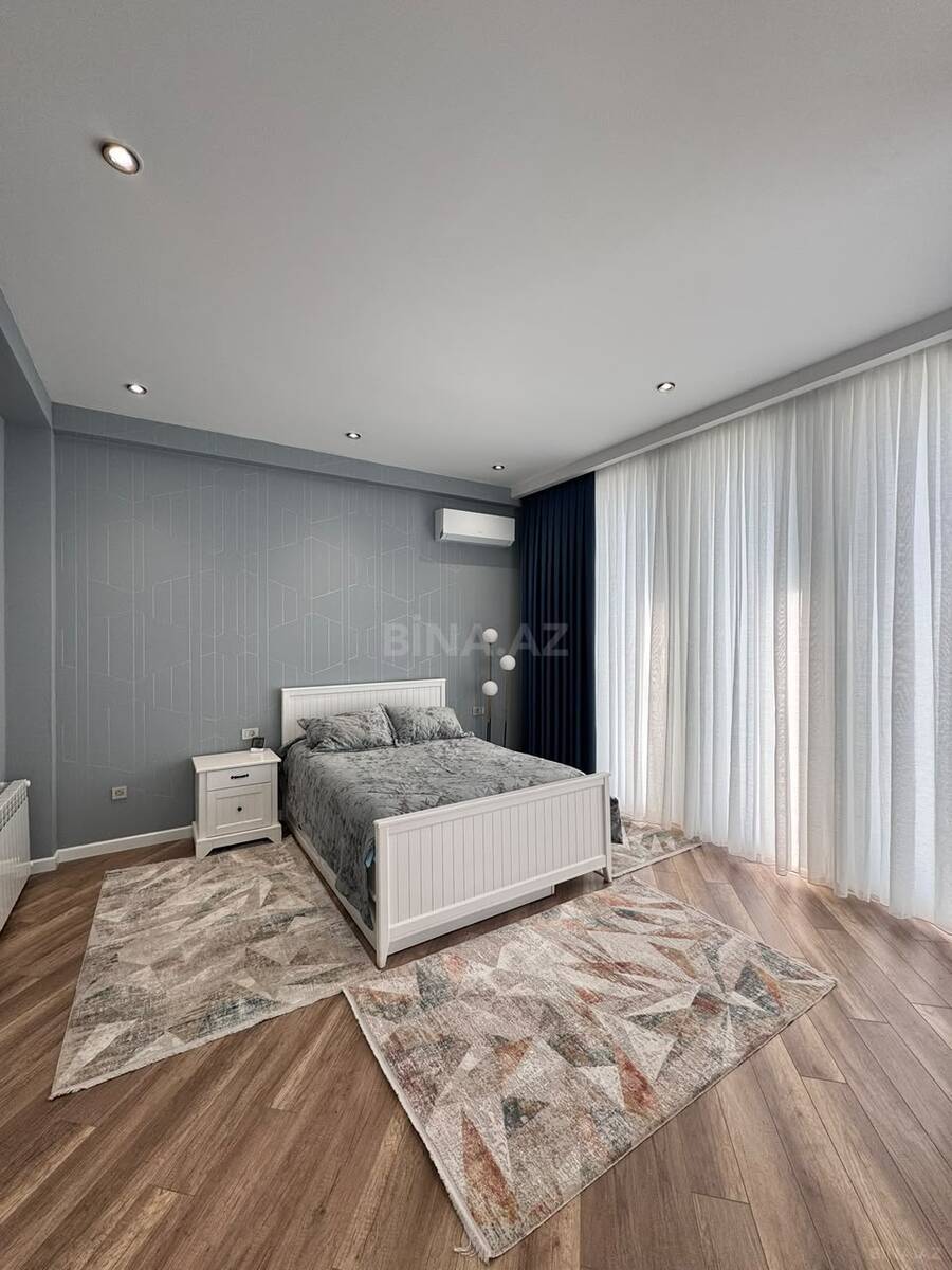 7 otaqlı Həyət evi/Bağ evi, Novxanı q., Bakı