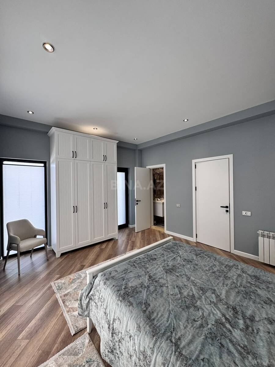 7 otaqlı Həyət evi/Bağ evi, Novxanı q., Bakı