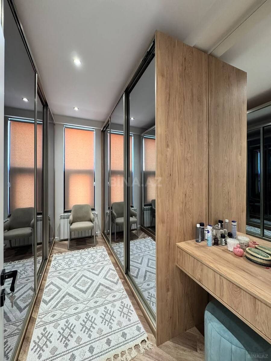 7 otaqlı Həyət evi/Bağ evi, Novxanı q., Bakı