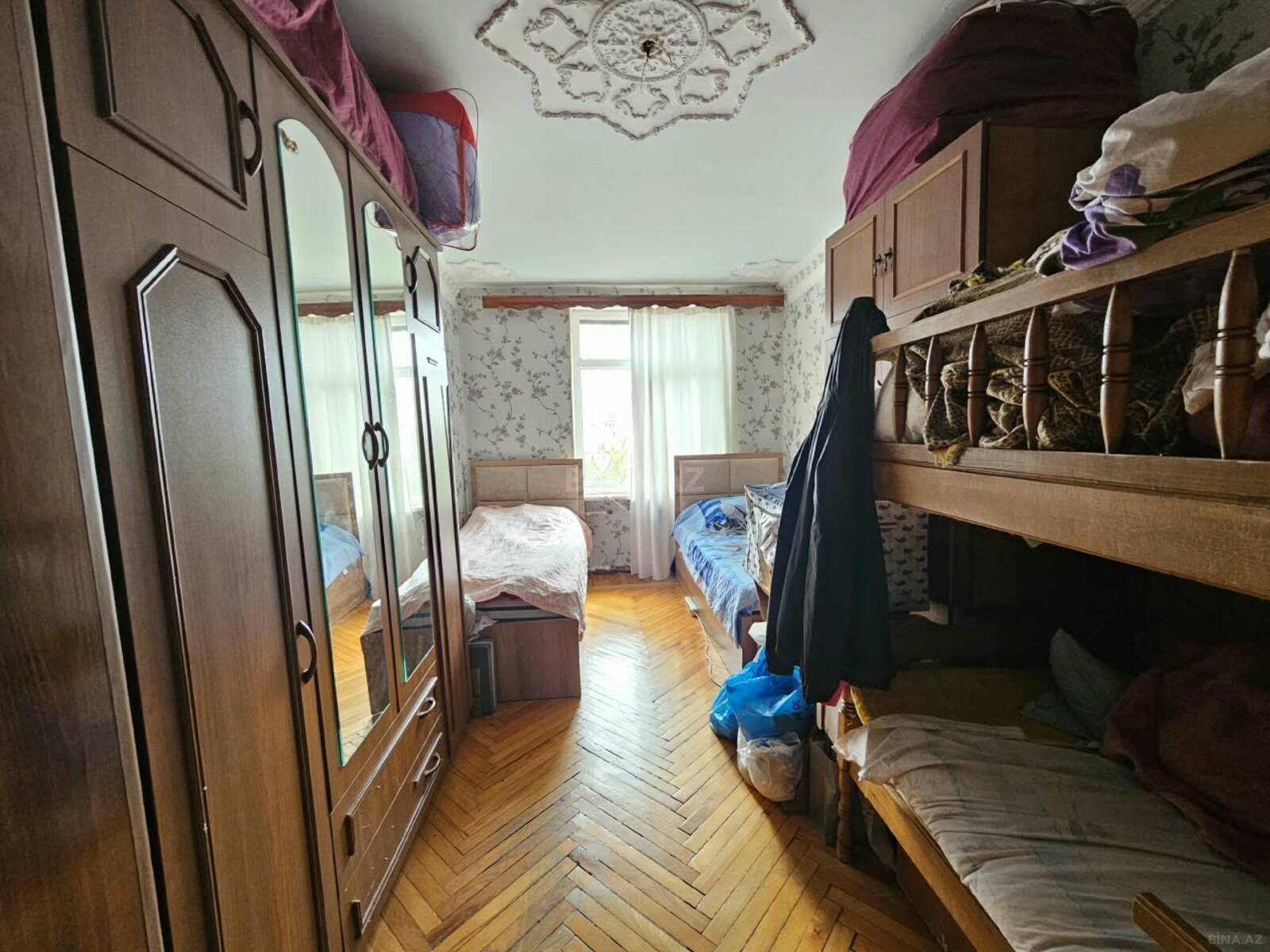 2 otaqlı Köhnə tikili, Neftçilər m., Bakı