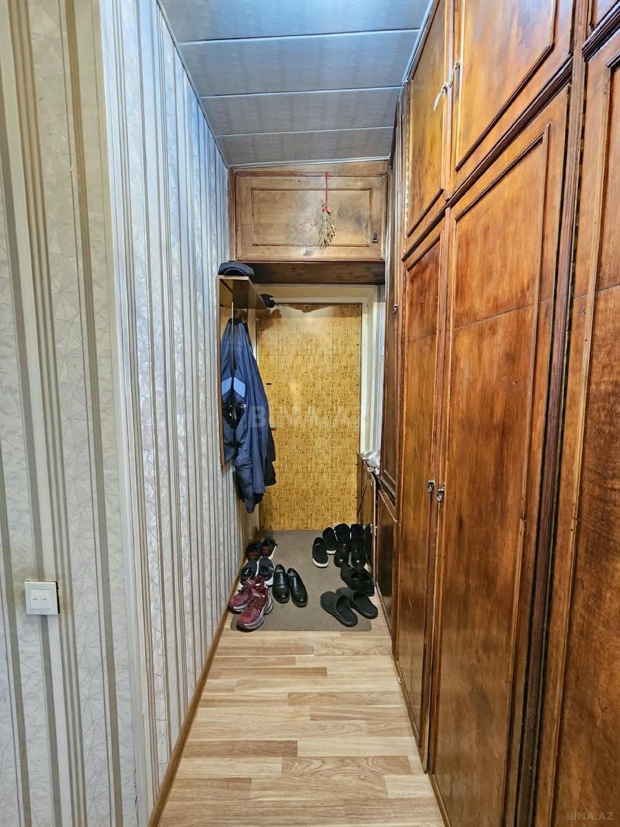 2 otaqlı Köhnə tikili, Neftçilər m., Bakı