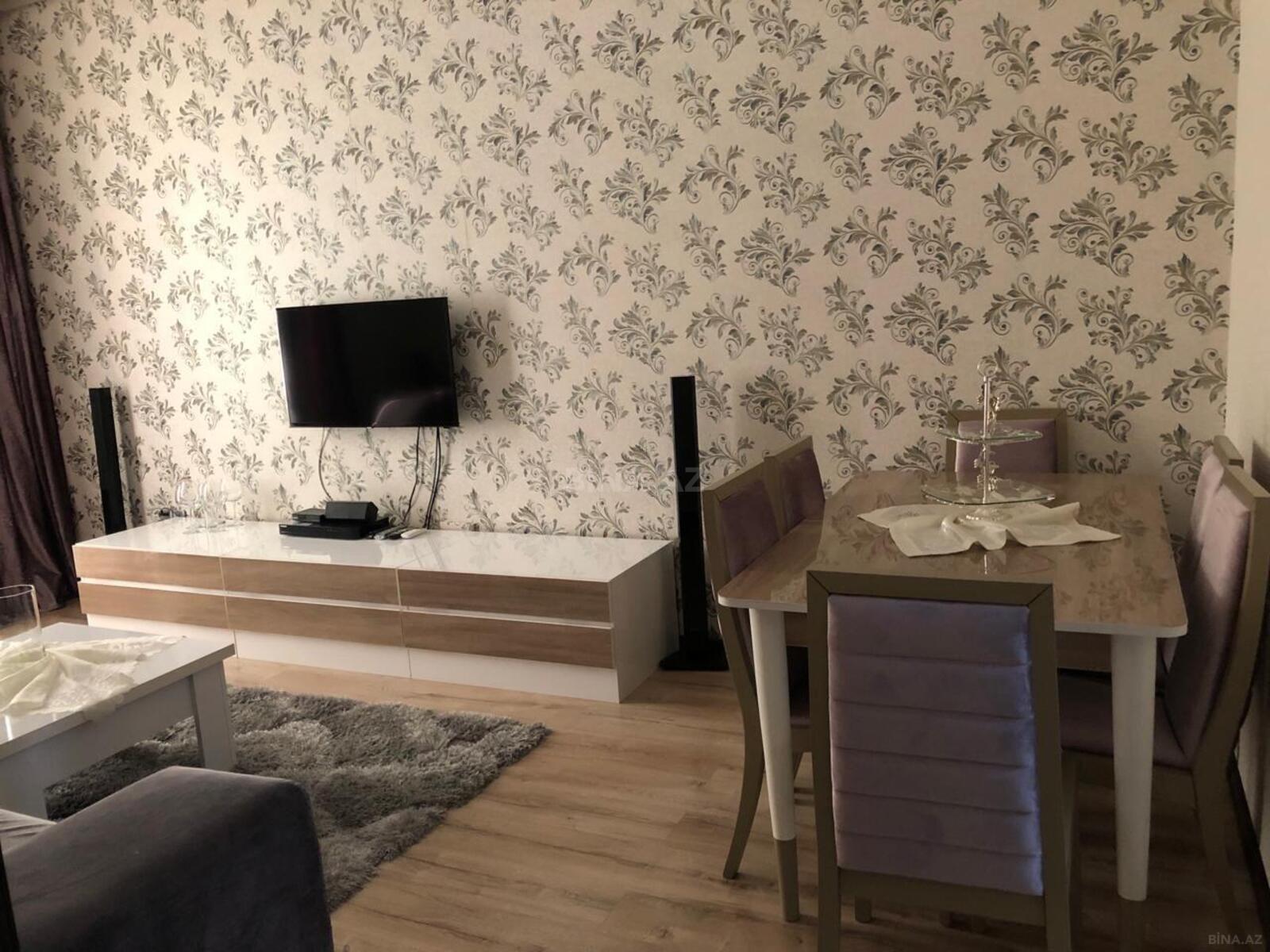 2 otaqlı Köhnə tikili, 28 May m., Bakı