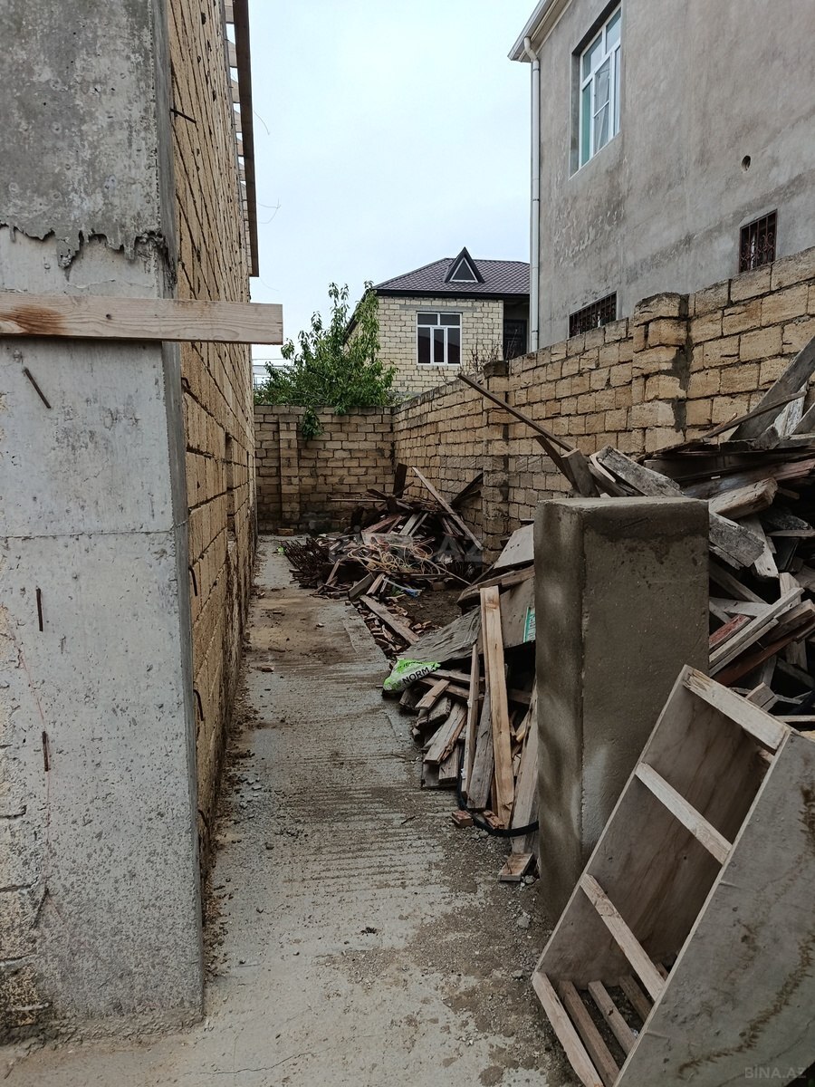 10 otaqlı Həyət evi/Bağ evi, Mehdiabad q., Bakı