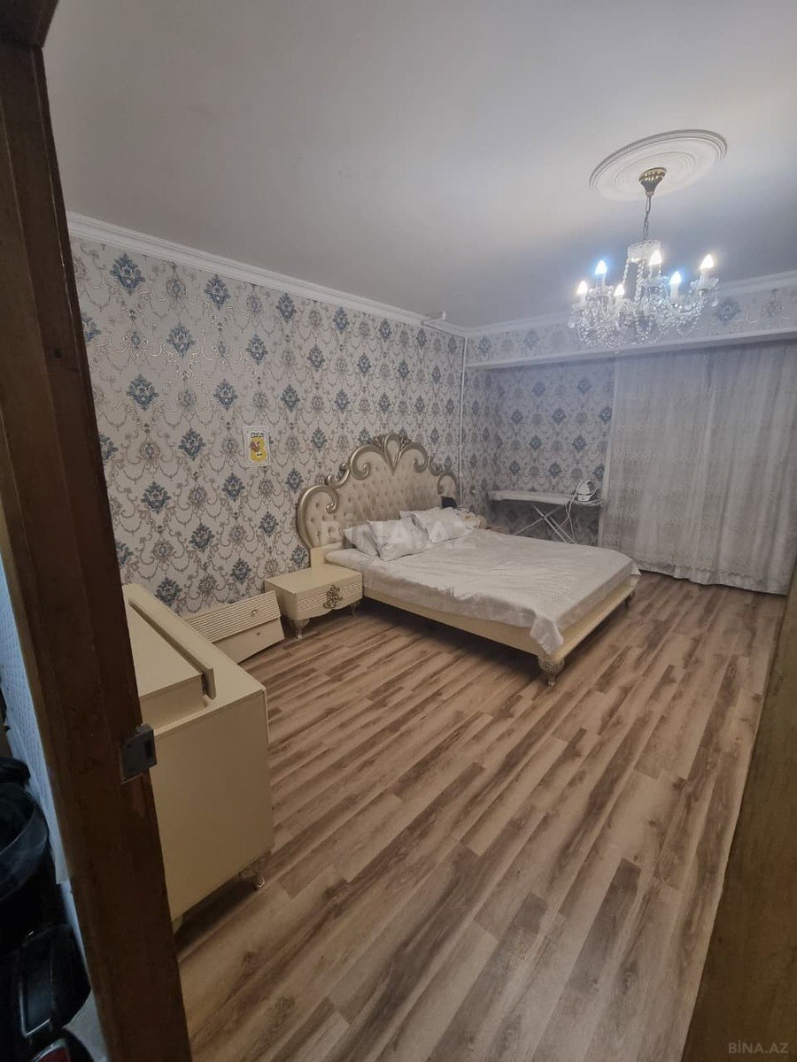 3 otaqlı Köhnə tikili, Elmlər Akademiyası m., Bakı