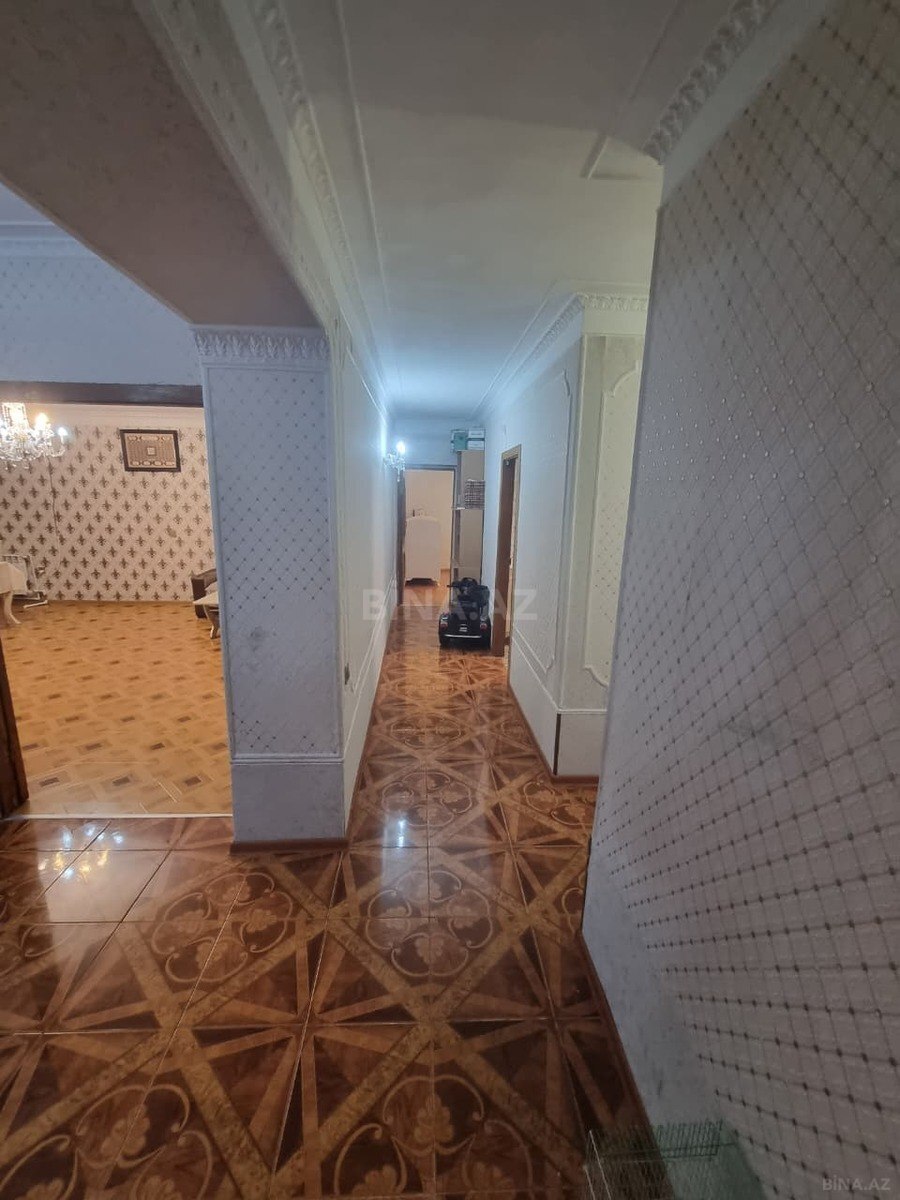 3 otaqlı Köhnə tikili, Elmlər Akademiyası m., Bakı