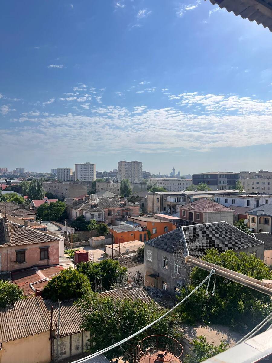 1 otaqlı Köhnə tikili, Bakıxanov q., Bakı