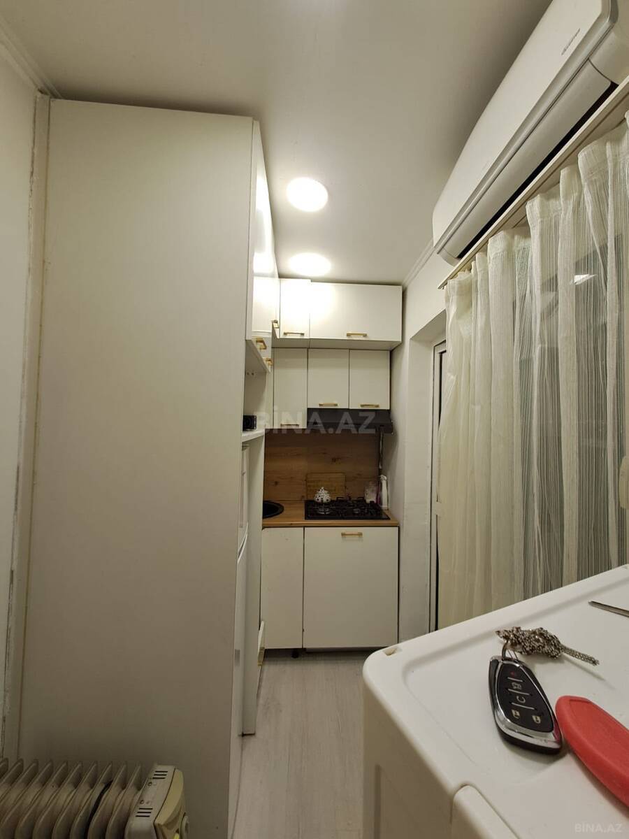 1 otaqlı Köhnə tikili, Nizami m., Bakı