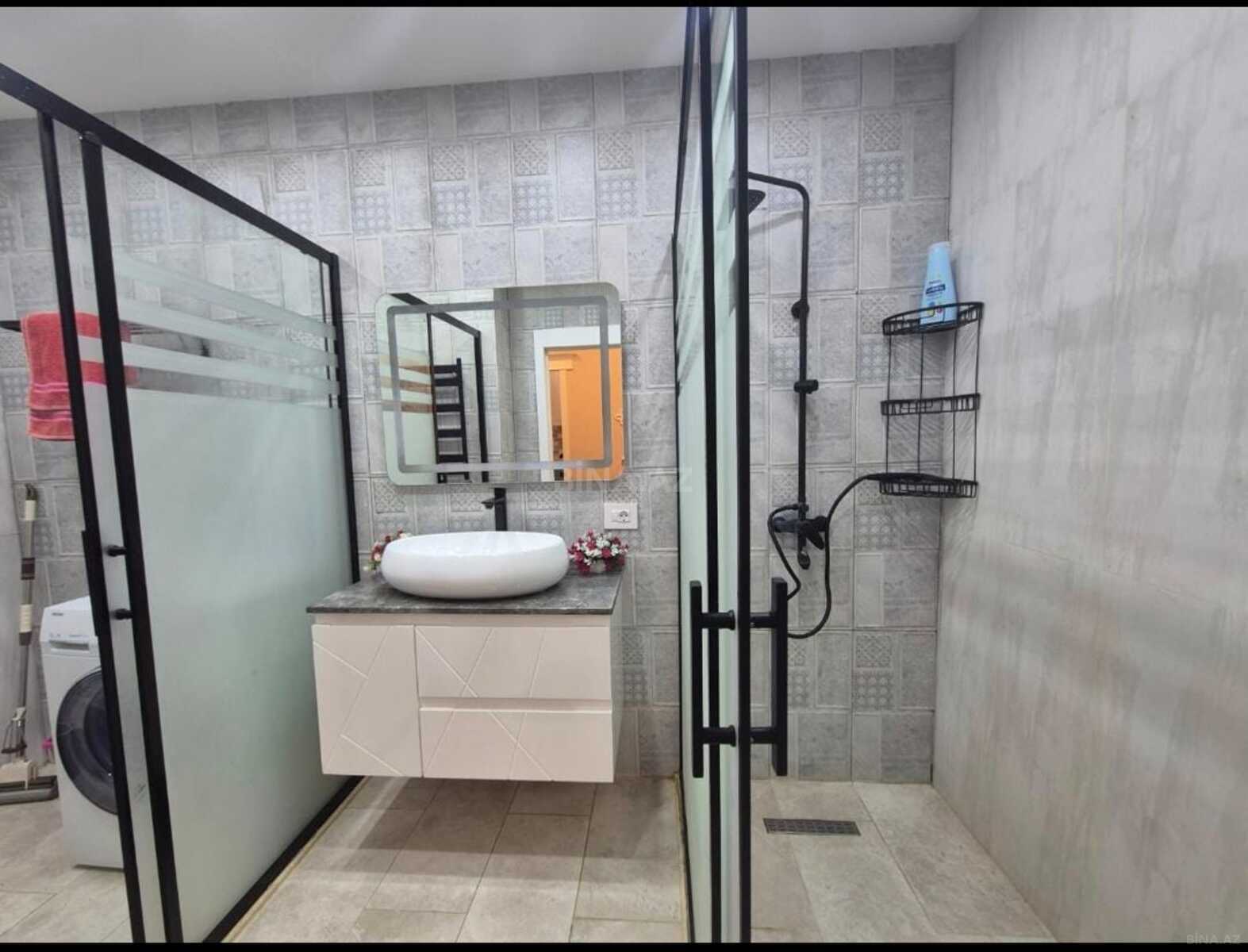 2 otaqlı Yeni tikili, Qara Qarayev m., Bakı