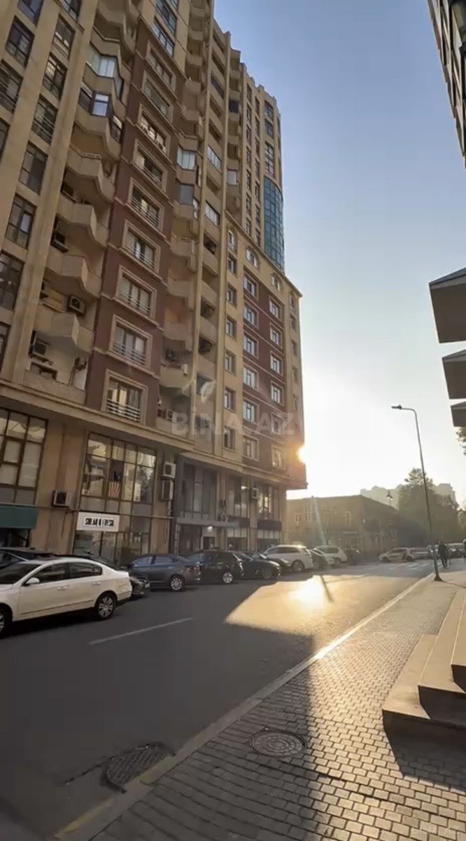 4 otaqlı Yeni tikili, 28 May m., Bakı