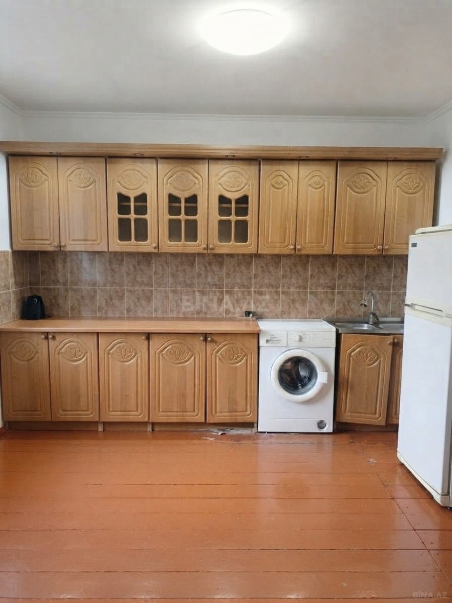 4 otaqlı Köhnə tikili, Əhmədli m., Bakı
