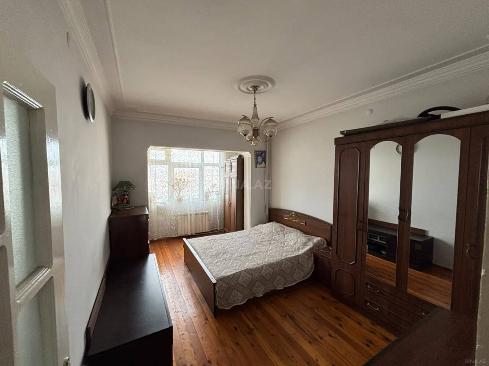 3 otaqlı Köhnə tikili, Azadlıq Prospekti m., Bakı