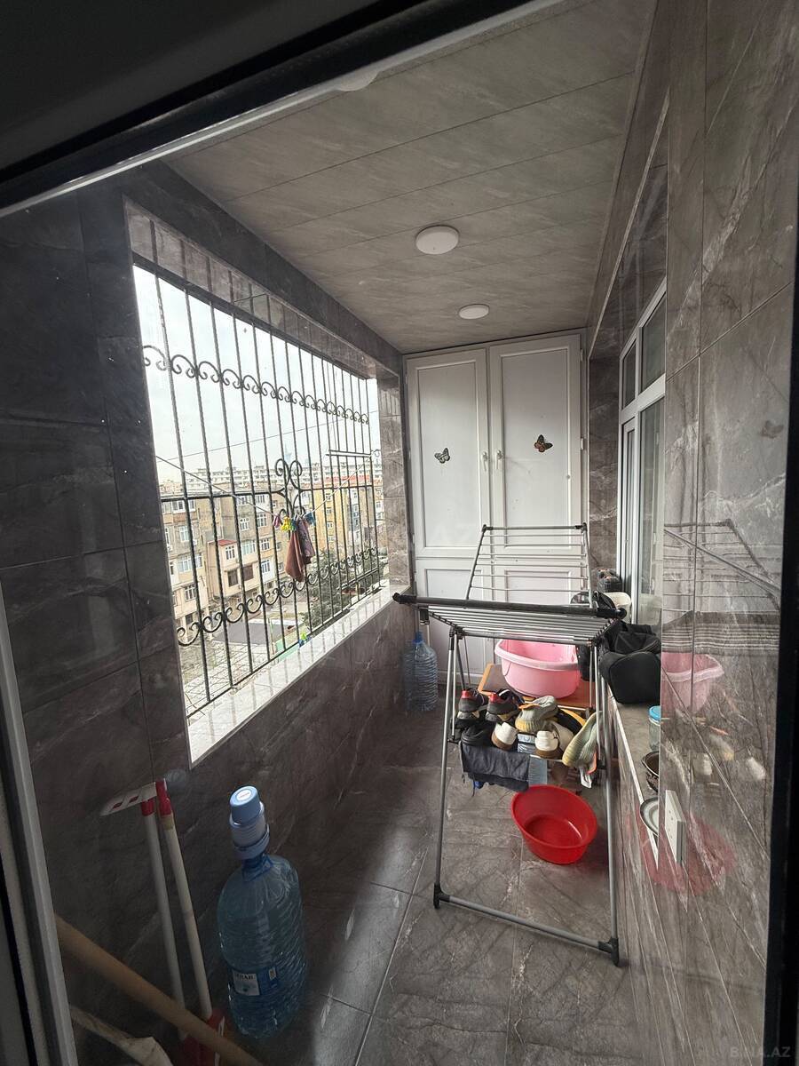 3 otaqlı Köhnə tikili, Qara Qarayev m., Bakı