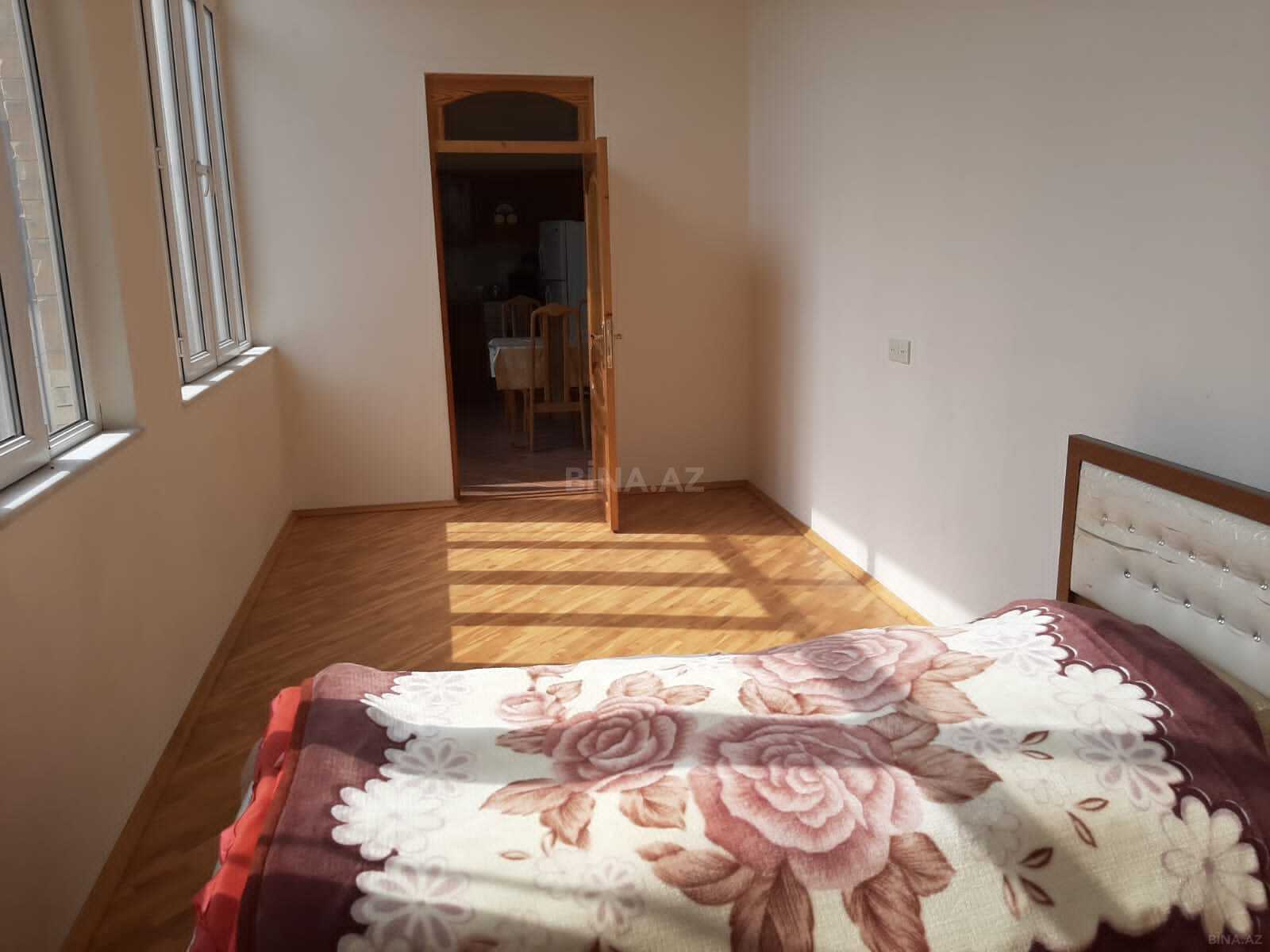 3 otaqlı Köhnə tikili, Sahil m., Bakı