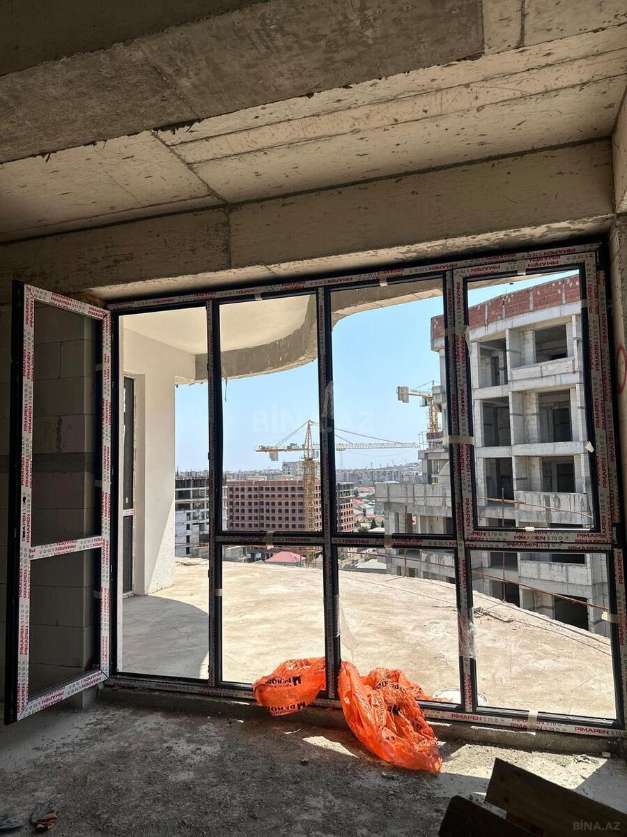 4 otaqlı Yeni tikili, Bakıxanov q., Bakı