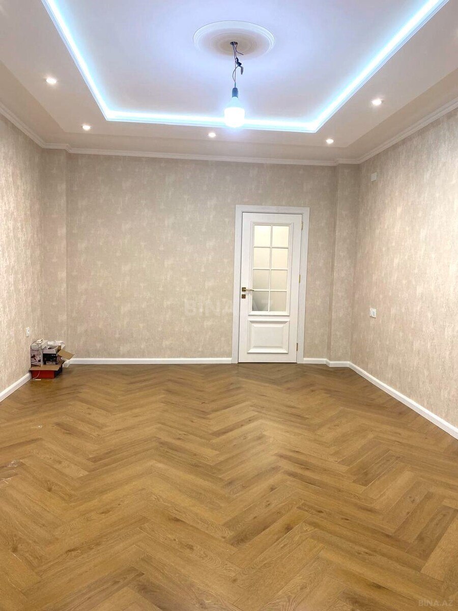 2 otaqlı Yeni tikili, Şah İsmayıl Xətai m., Bakı