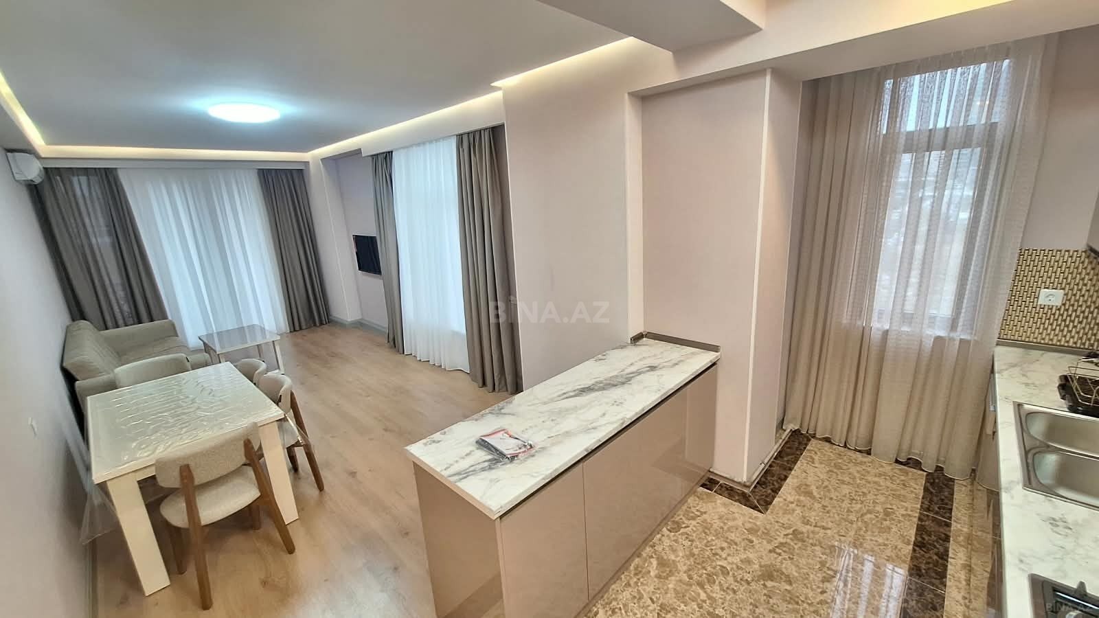 3 otaqlı Yeni tikili, Şah İsmayıl Xətai m., Bakı