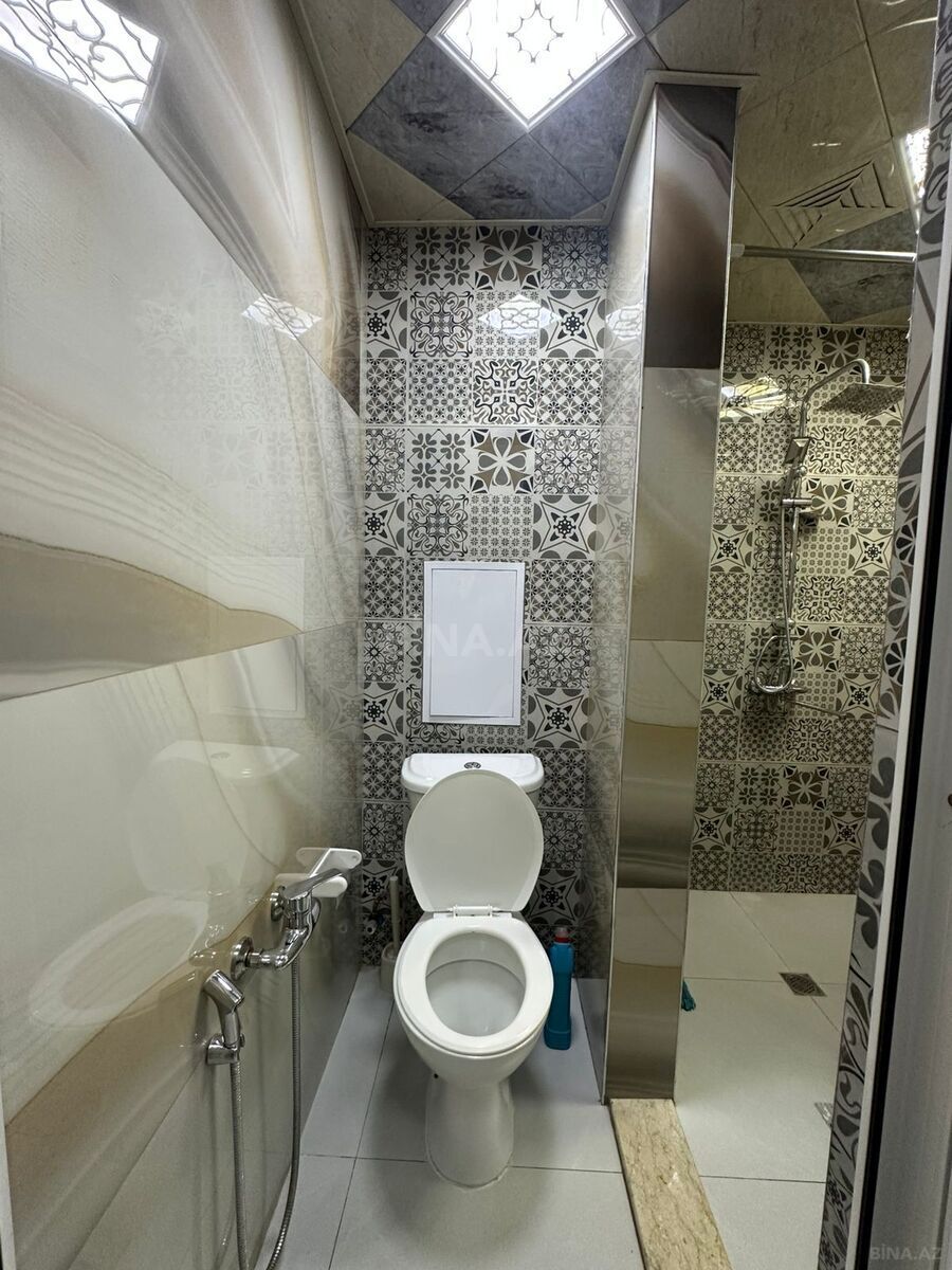 3 otaqlı Köhnə tikili, Memar Əcəmi m., Bakı