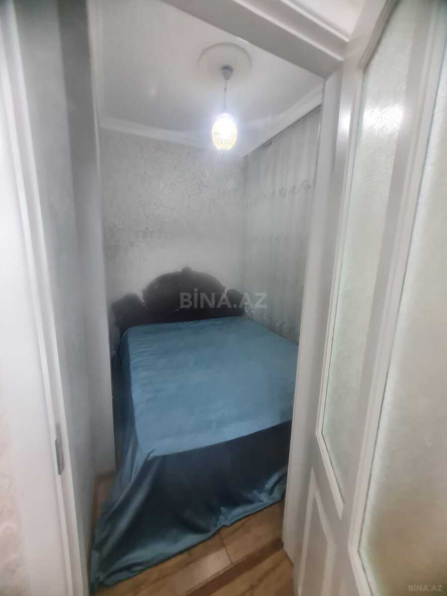 3 otaqlı Köhnə tikili, Memar Əcəmi m., Bakı