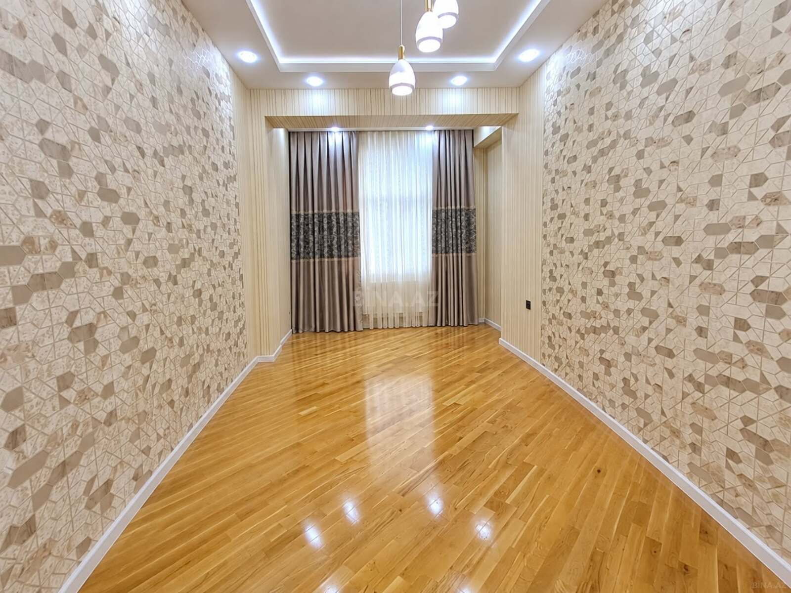 3 otaqlı Yeni tikili, Qara Qarayev m., Bakı
