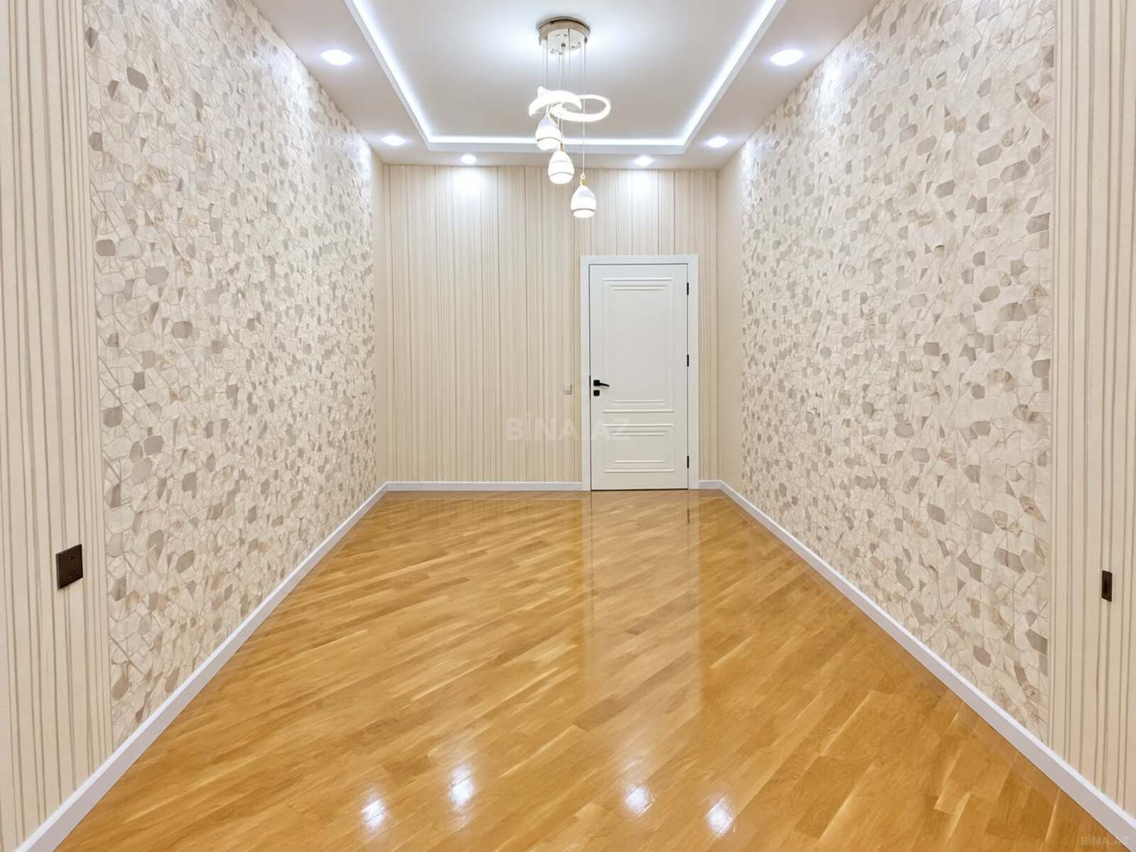 3 otaqlı Yeni tikili, Qara Qarayev m., Bakı