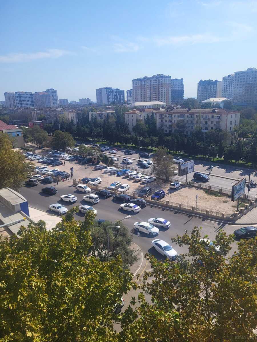 3 otaqlı Yeni tikili, Neftçilər m., Bakı