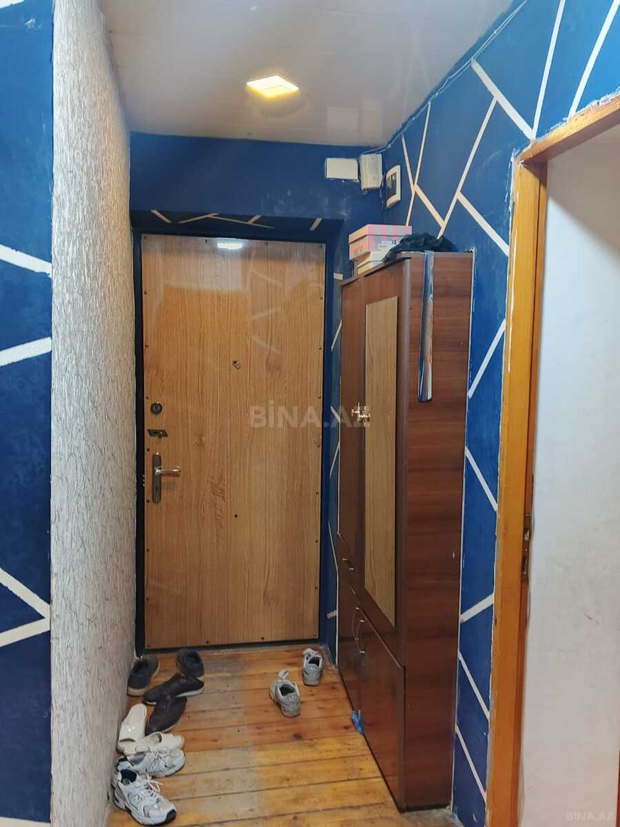 4 otaqlı Köhnə tikili, Neftçilər m., Bakı