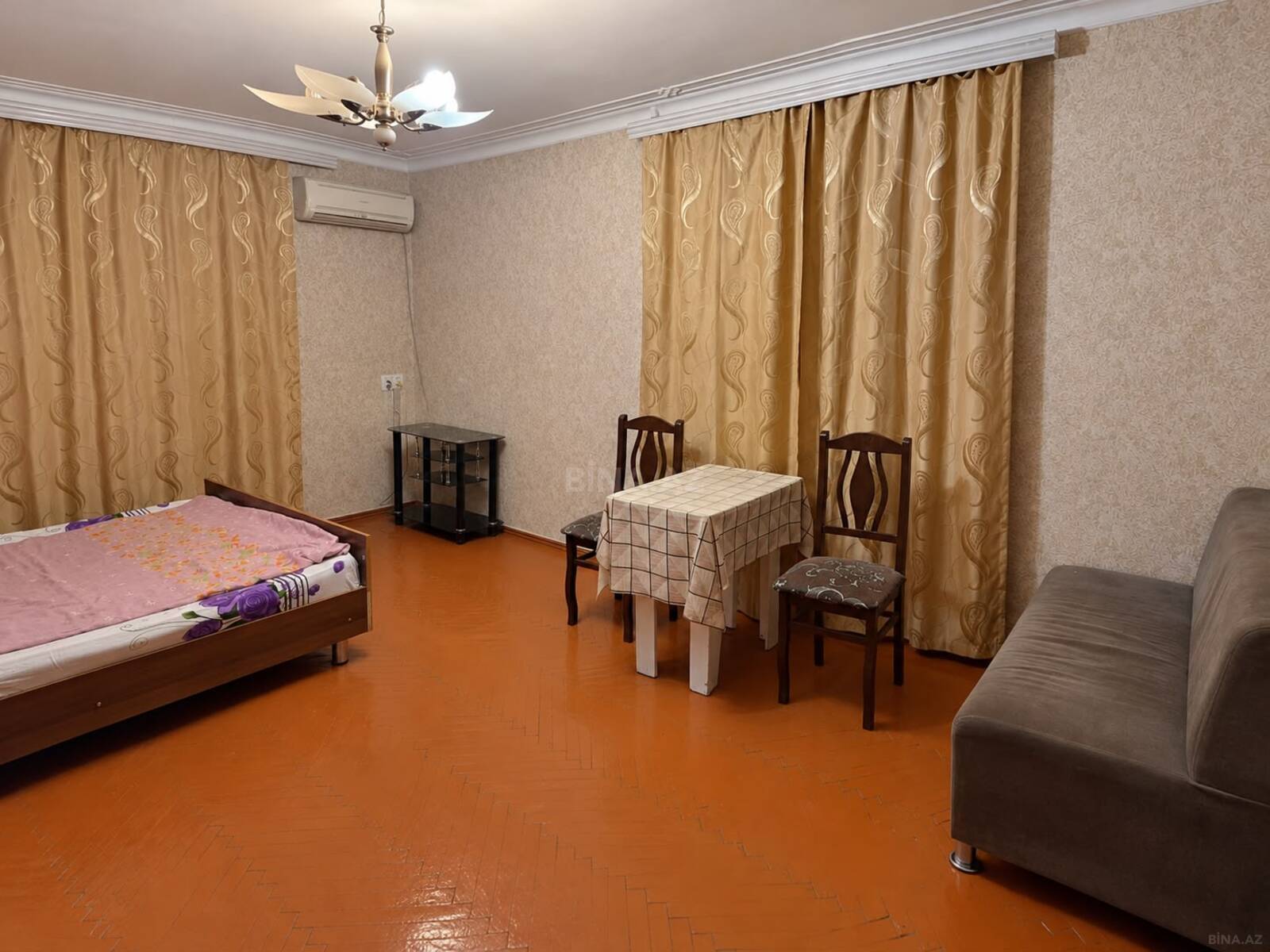 1 otaqlı Köhnə tikili, Yasamal q., Bakı