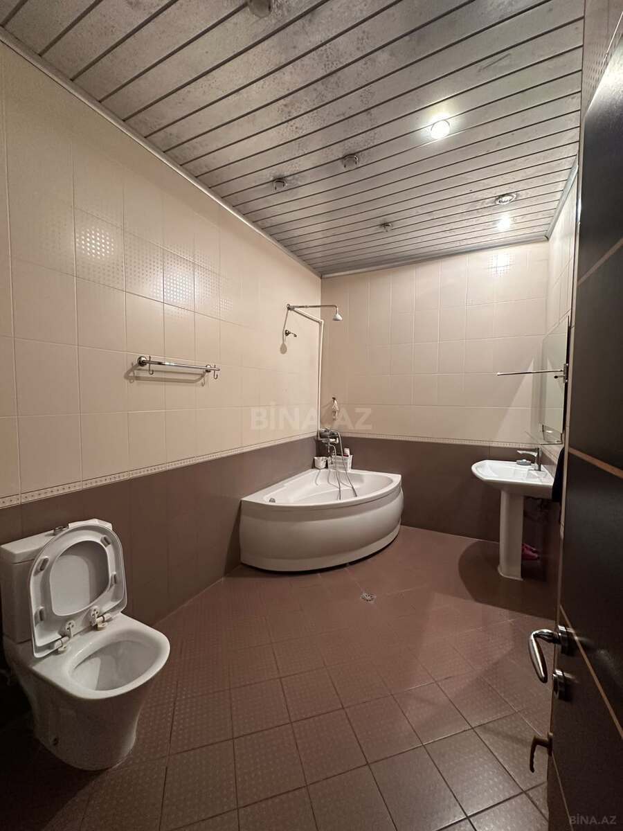 3 otaqlı Yeni tikili, 8 Noyabr m., Bakı