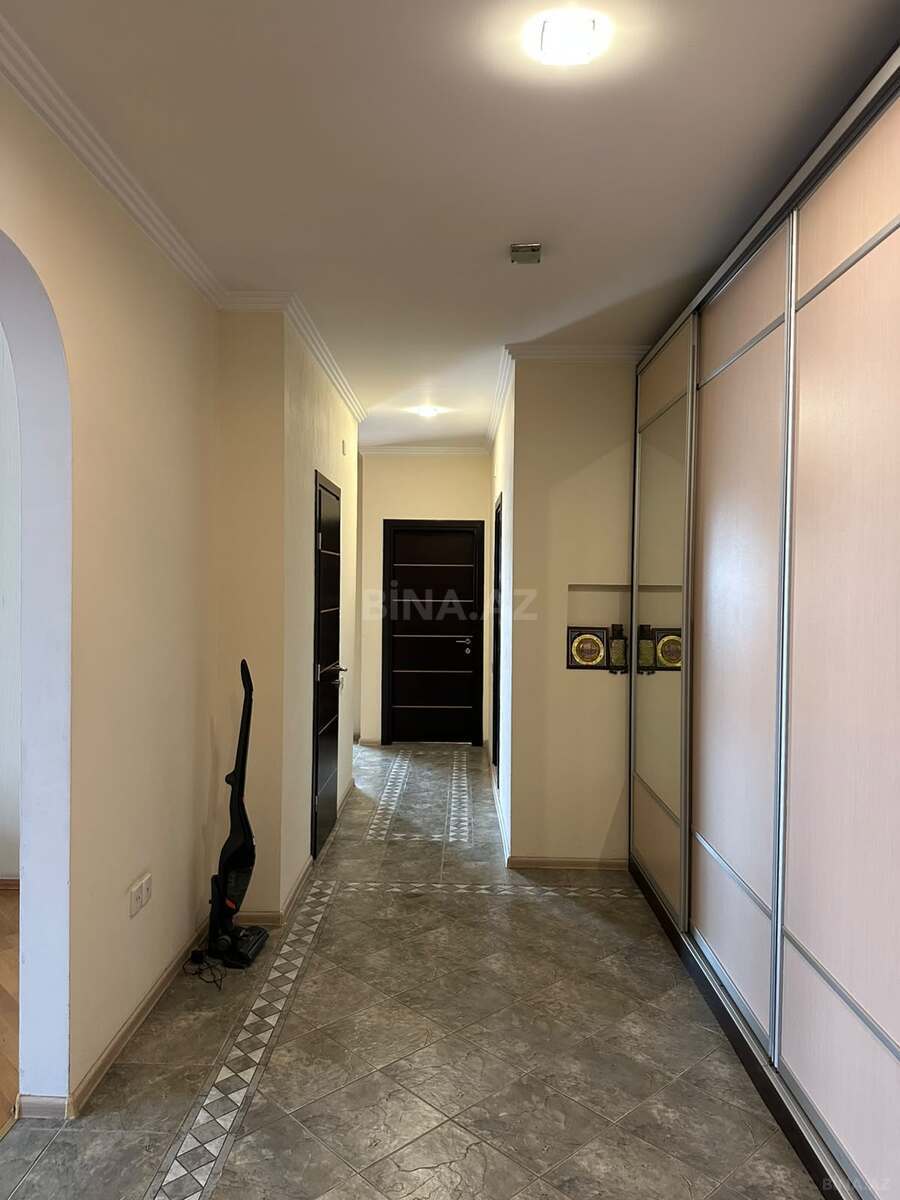 3 otaqlı Yeni tikili, 8 Noyabr m., Bakı