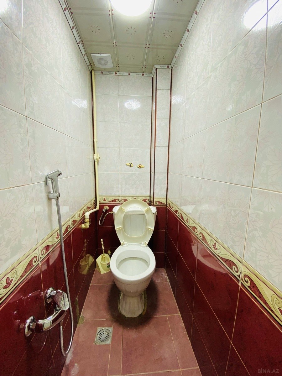 4 otaqlı Köhnə tikili, Xalqlar Dostluğu m., Bakı