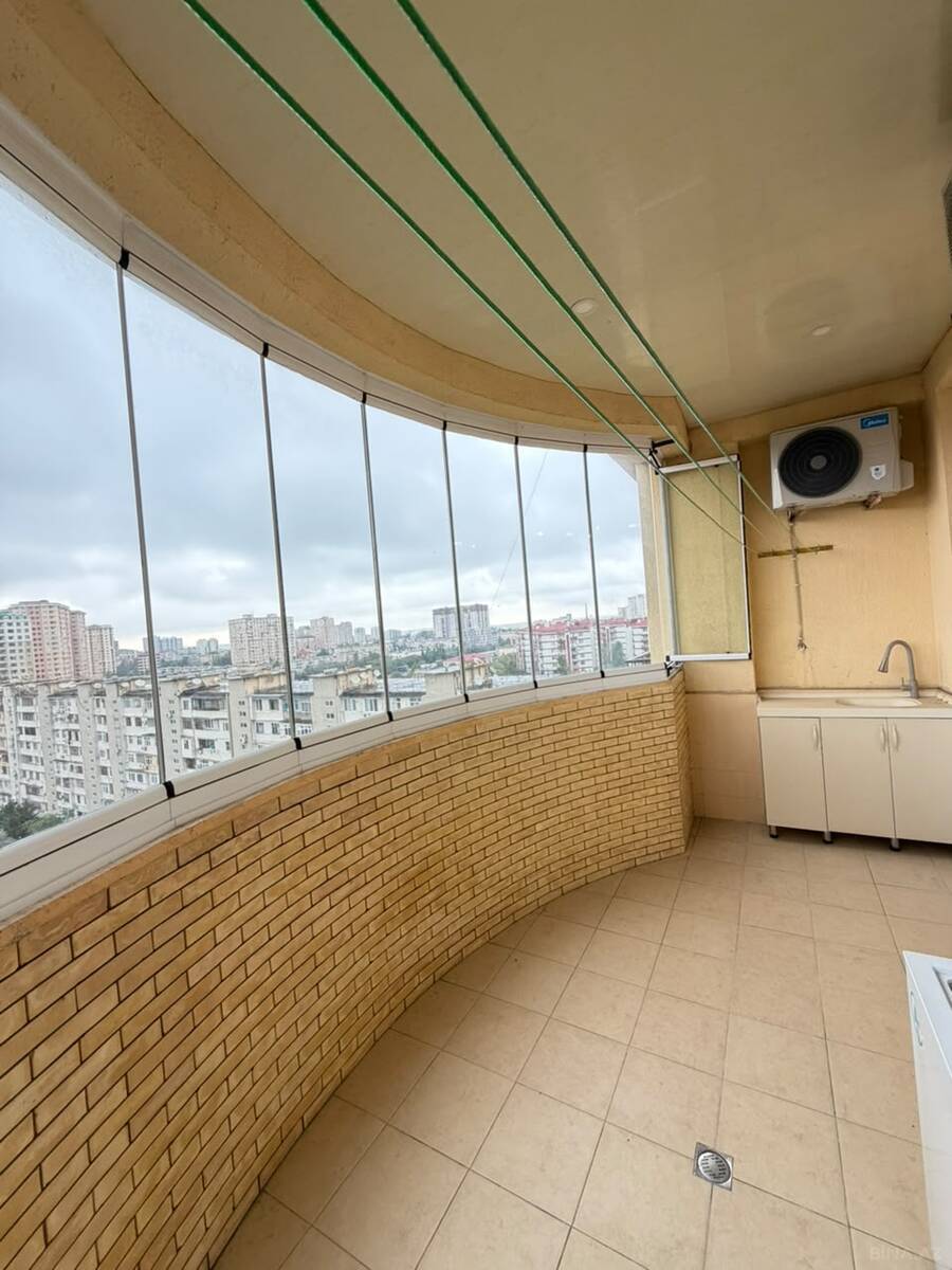 4 otaqlı Yeni tikili, Azadlıq Prospekti m., Bakı
