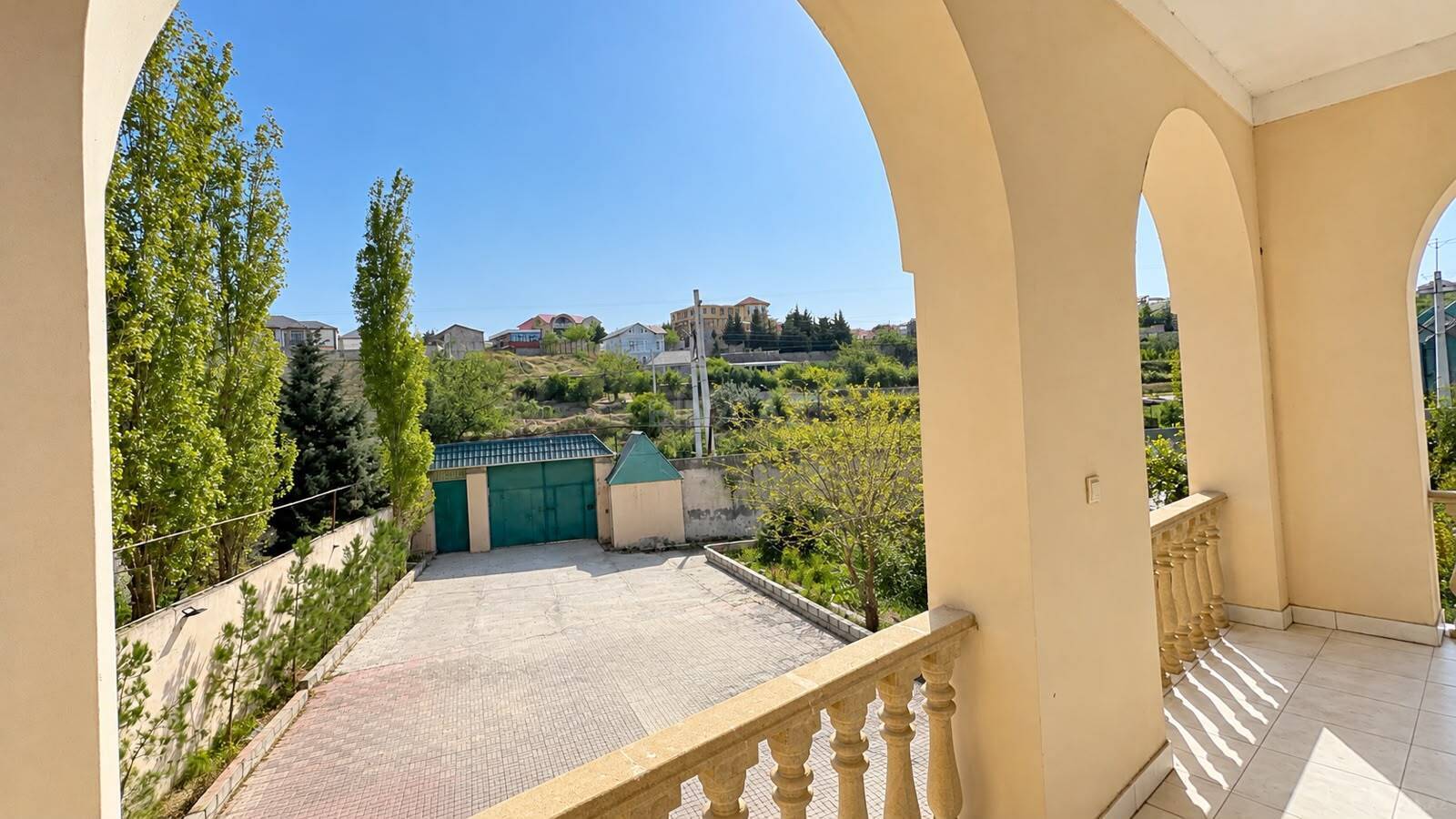 5 otaqlı Həyət evi/Bağ evi, Novxanı q., Bakı