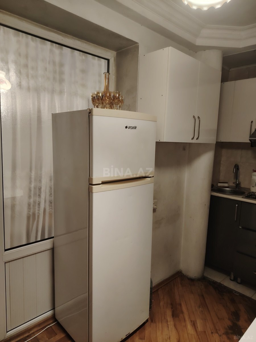 3 otaqlı Köhnə tikili, İnşaatçılar m., Bakı