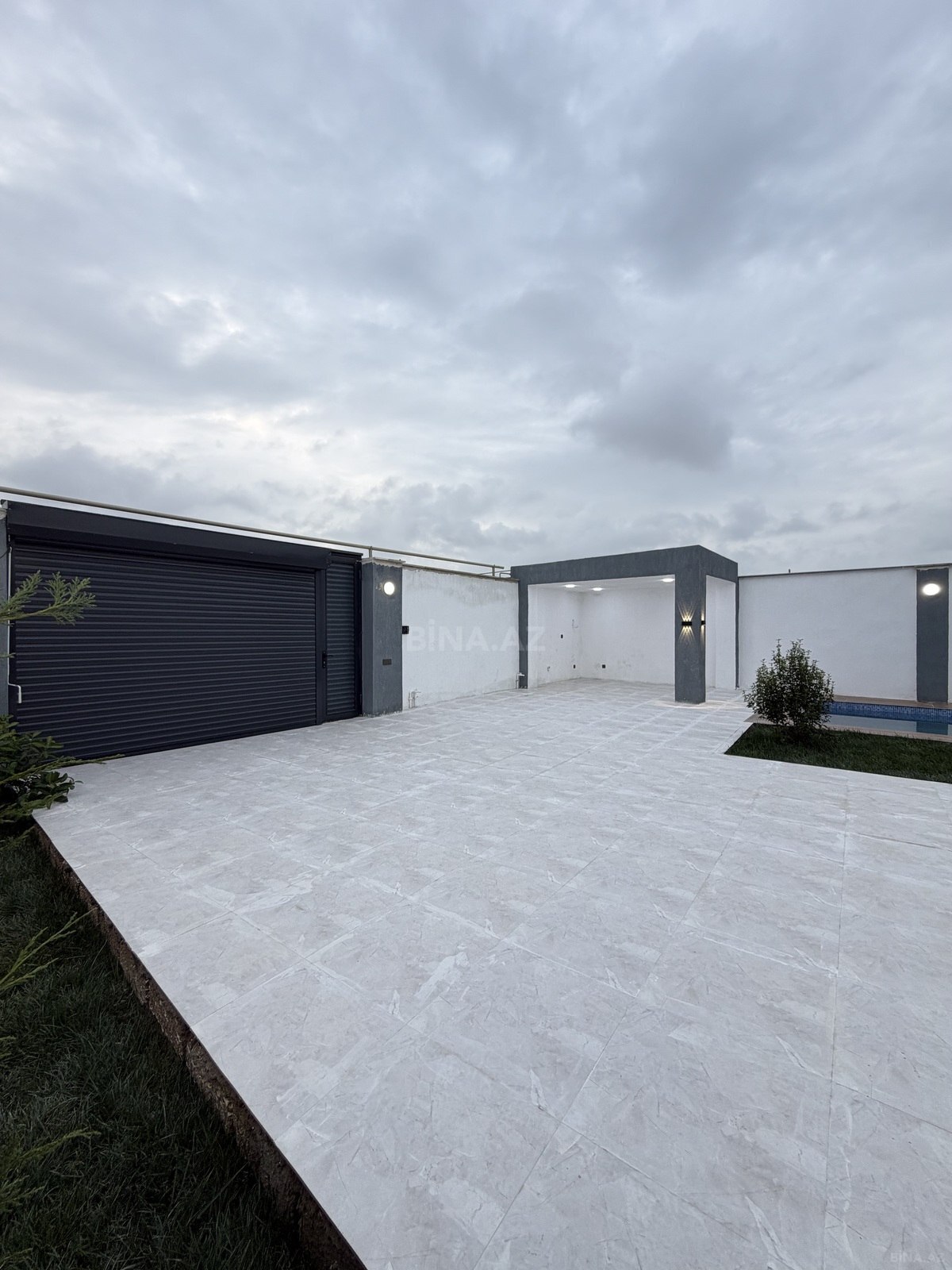4 otaqlı Həyət evi/Bağ evi, Şüvəlan q., Bakı