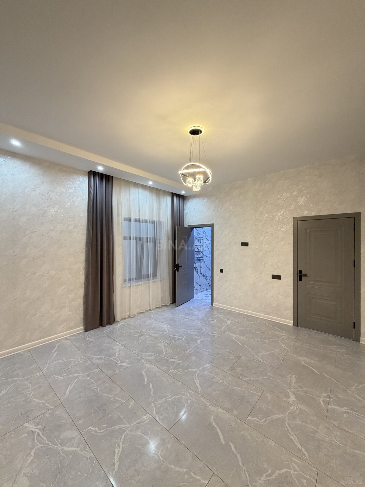 4 otaqlı Həyət evi/Bağ evi, Şüvəlan q., Bakı