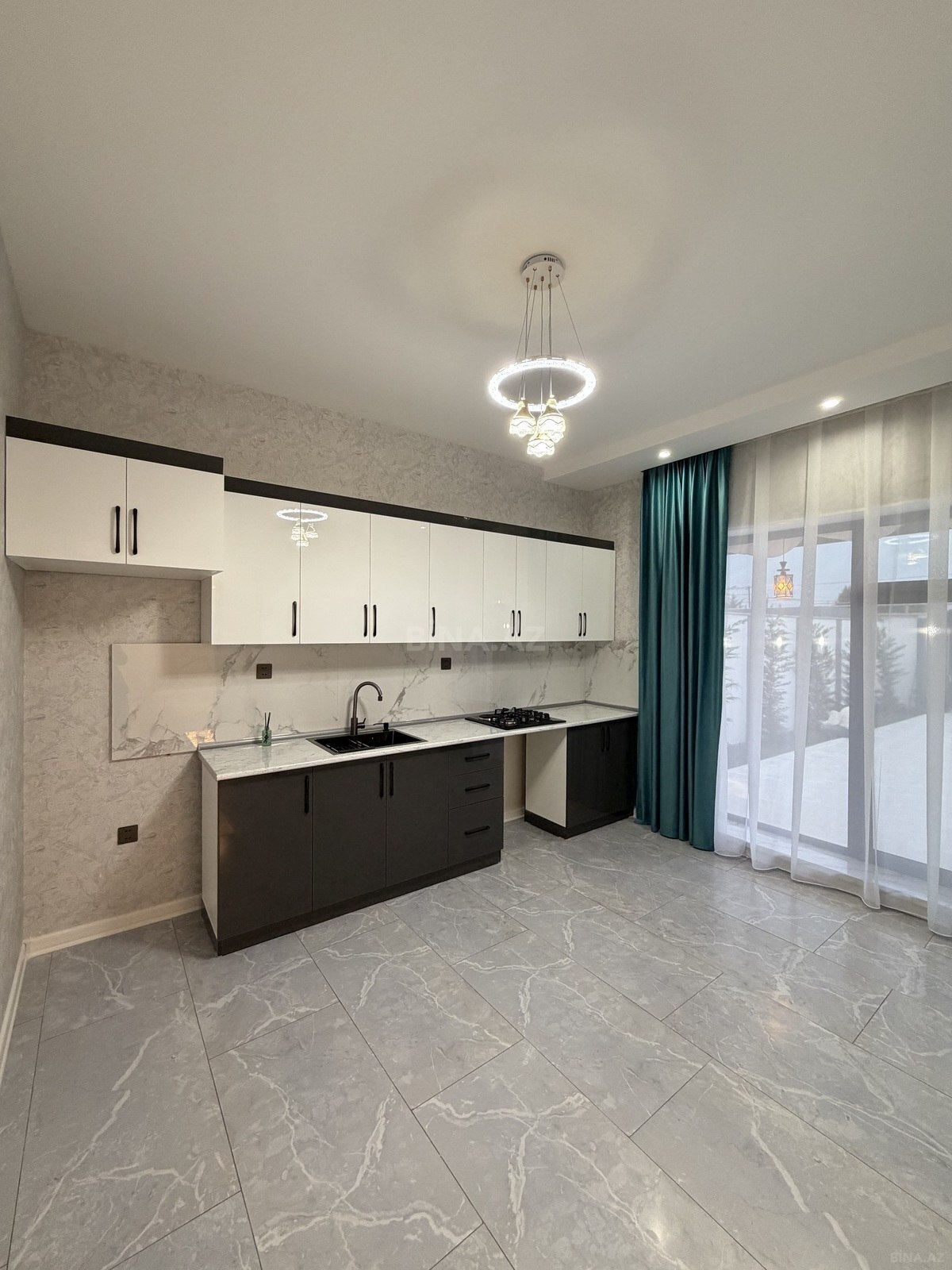 4 otaqlı Həyət evi/Bağ evi, Şüvəlan q., Bakı