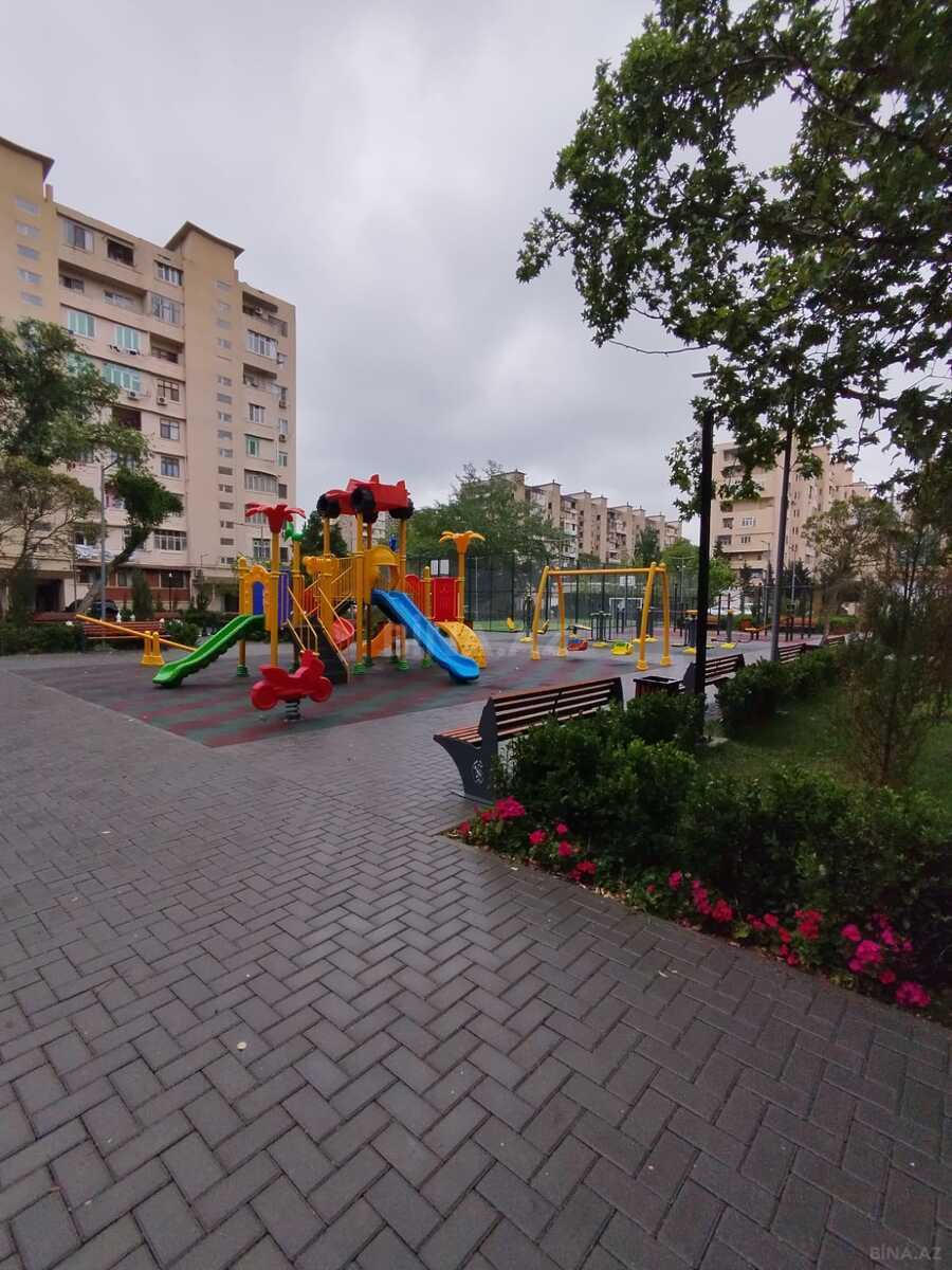 2 otaqlı Köhnə tikili, Bakıxanov q., Bakı
