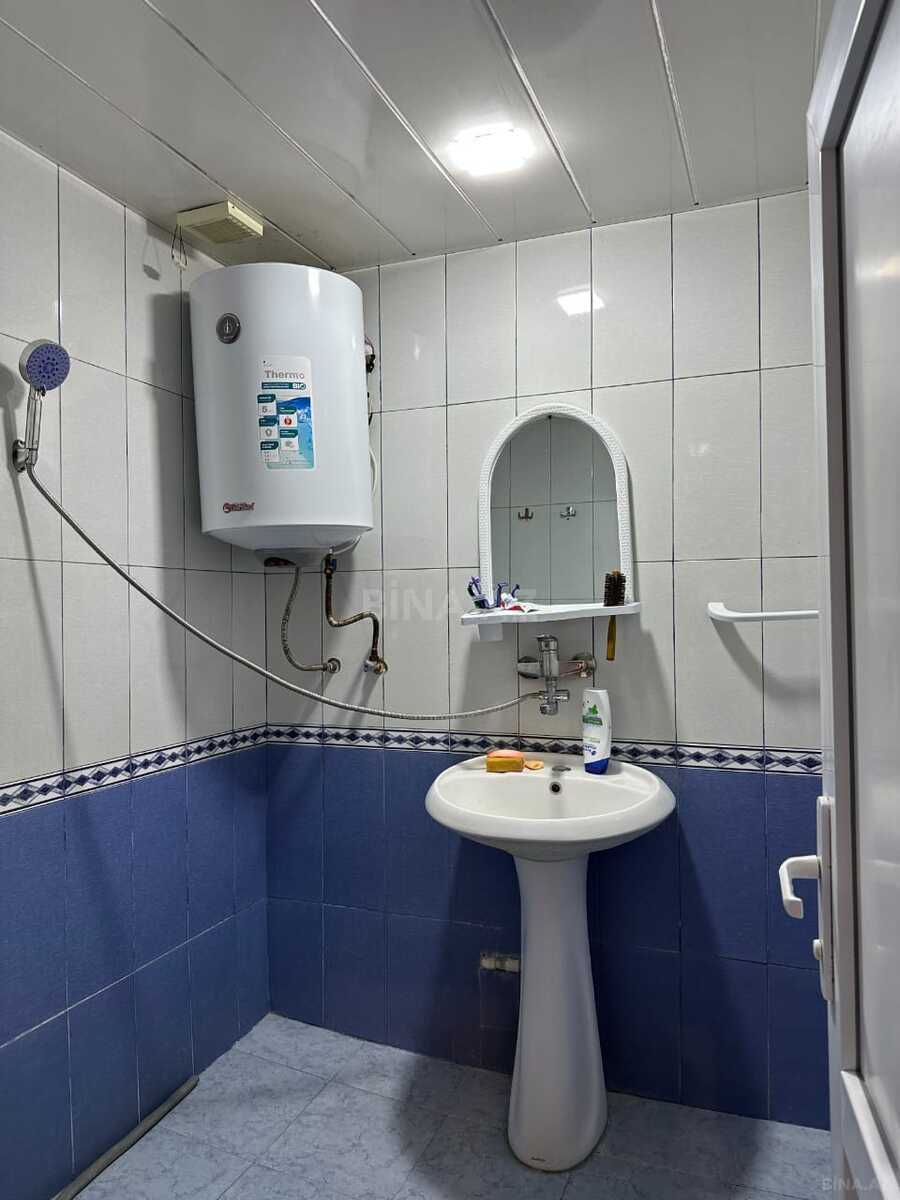 2 otaqlı Köhnə tikili, Bakıxanov q., Bakı