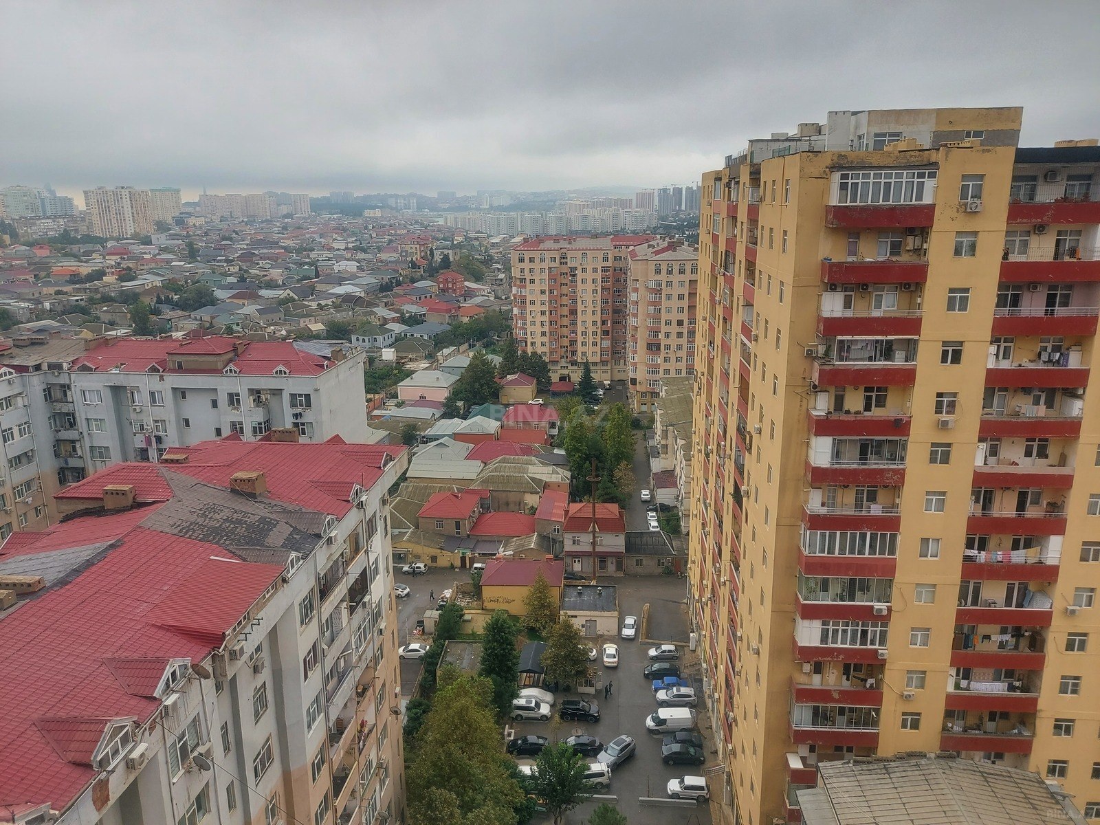 3 otaqlı Yeni tikili, İnşaatçılar m., Bakı