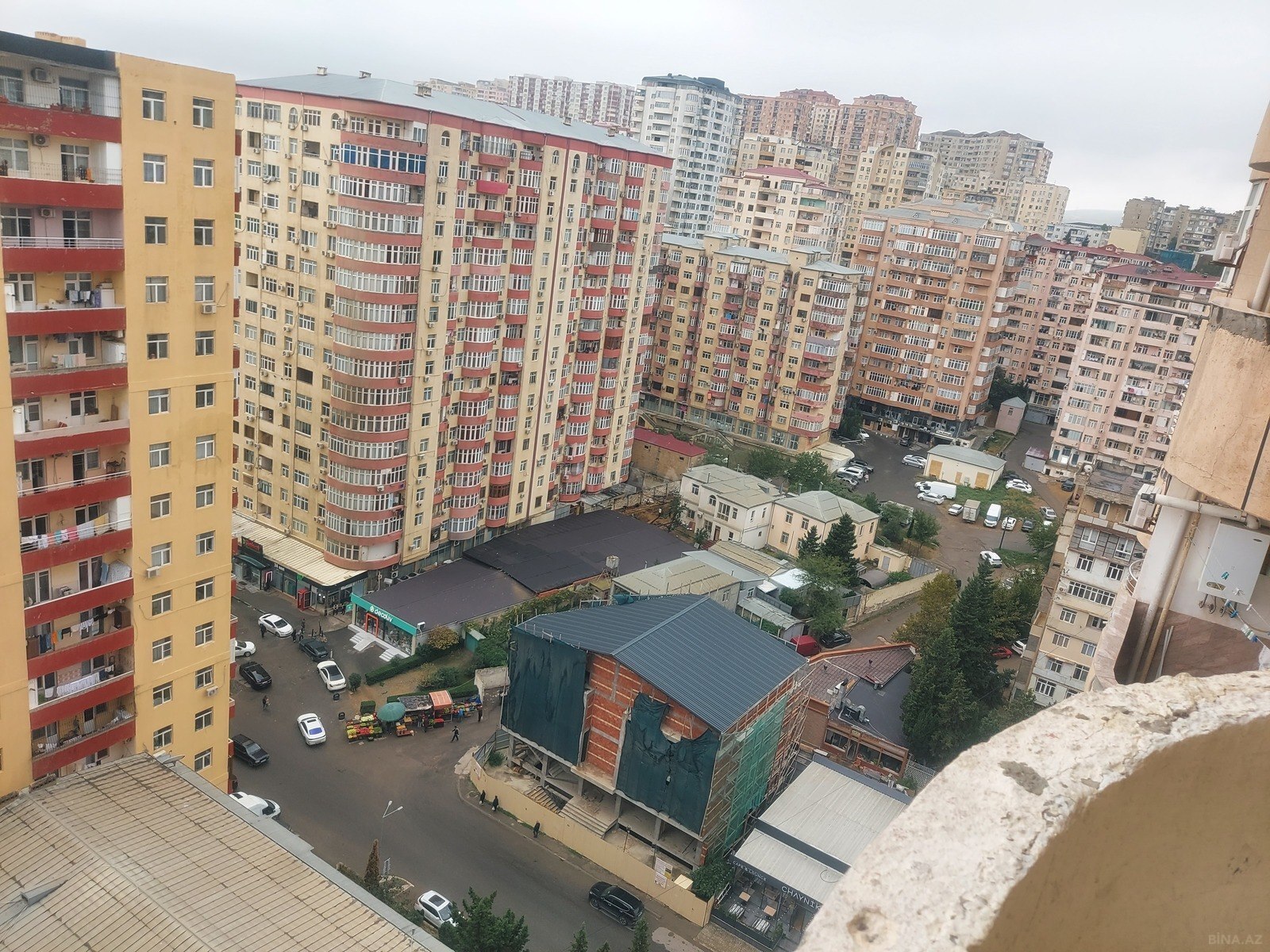 3 otaqlı Yeni tikili, İnşaatçılar m., Bakı
