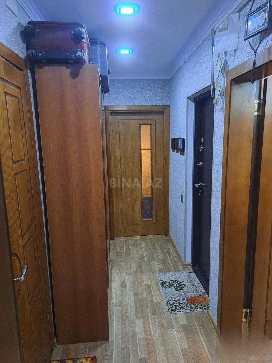 3 otaqlı Köhnə tikili, Həzi Aslanov m., Bakı