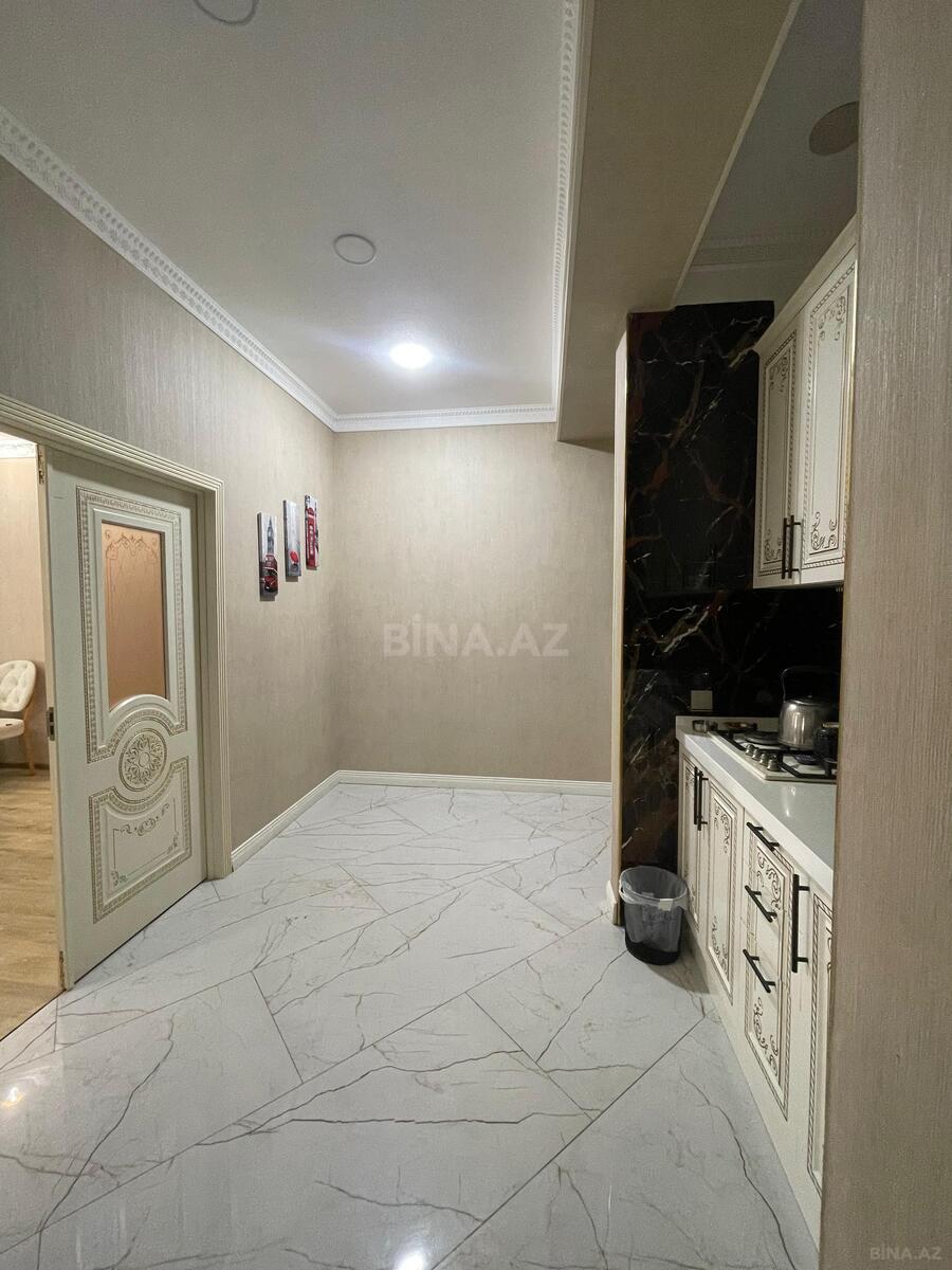 3 otaqlı Yeni tikili, Şah İsmayıl Xətai m., Bakı