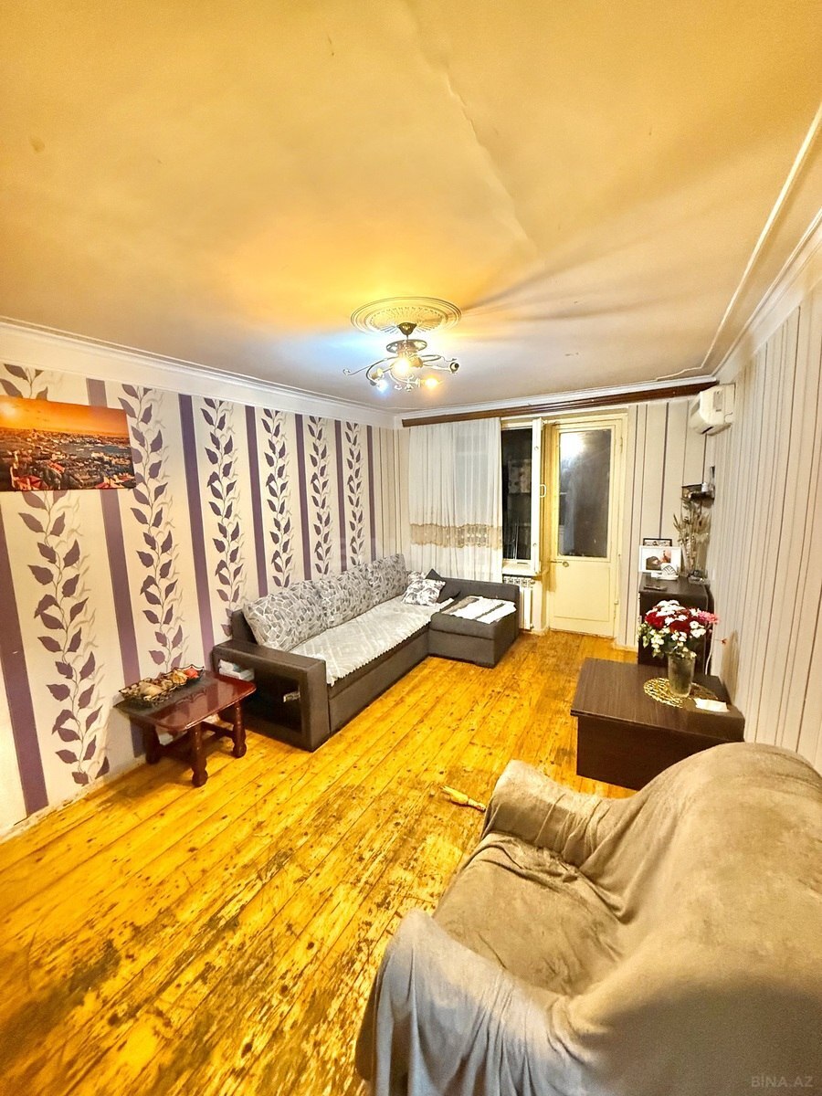 2 otaqlı Köhnə tikili, Qara Qarayev m., Bakı